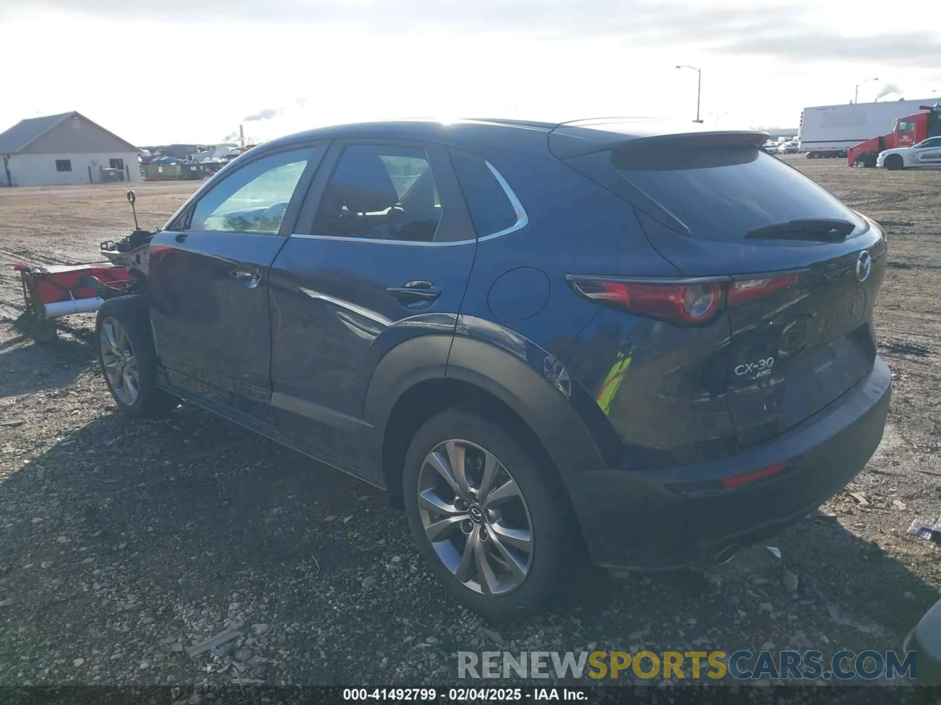 3 Photograph of a damaged car 3MVDMBCL9LM126154 MAZDA CX-30 2020