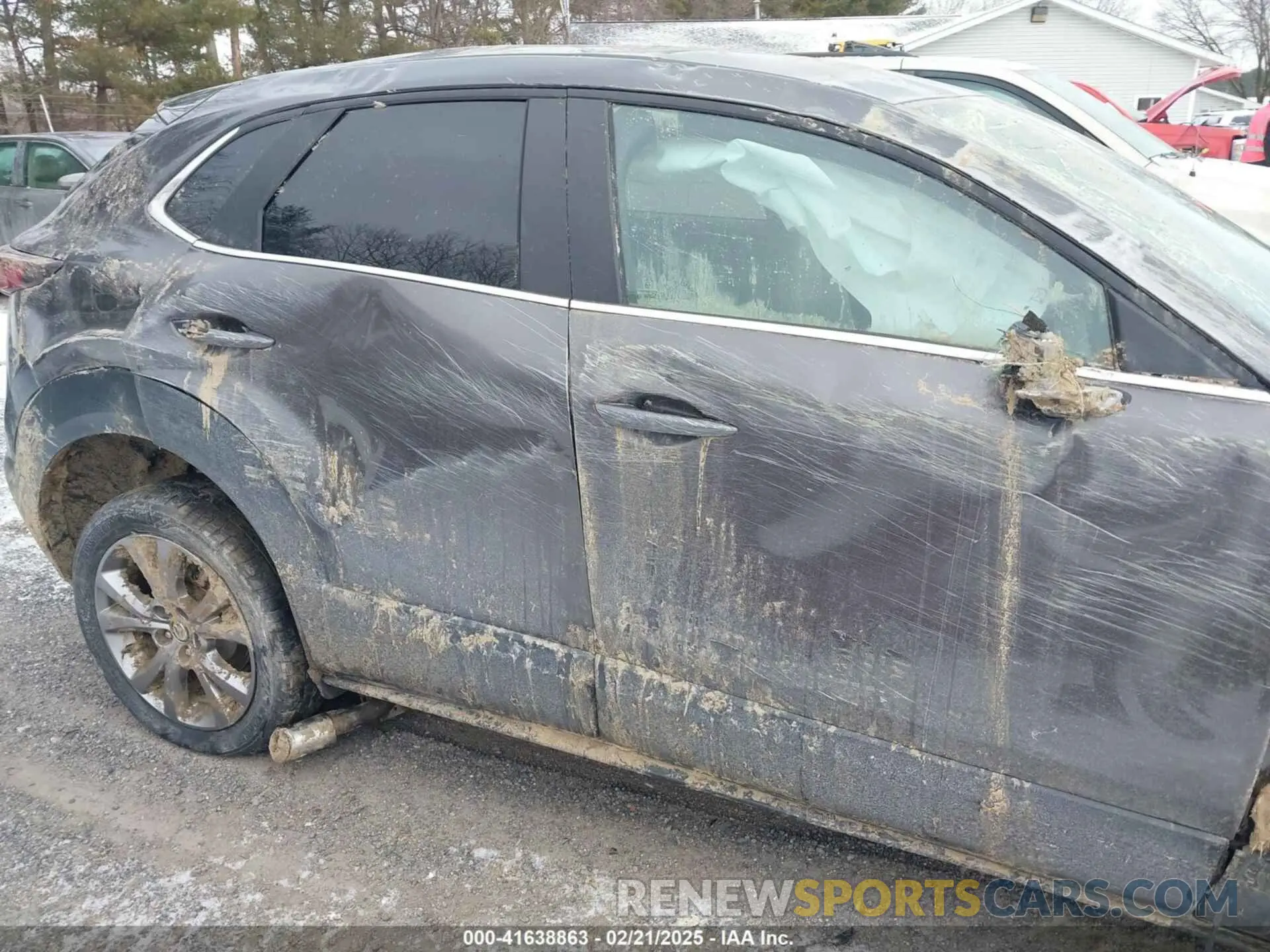 13 Photograph of a damaged car 3MVDMBCLXLM108553 MAZDA CX-30 2020