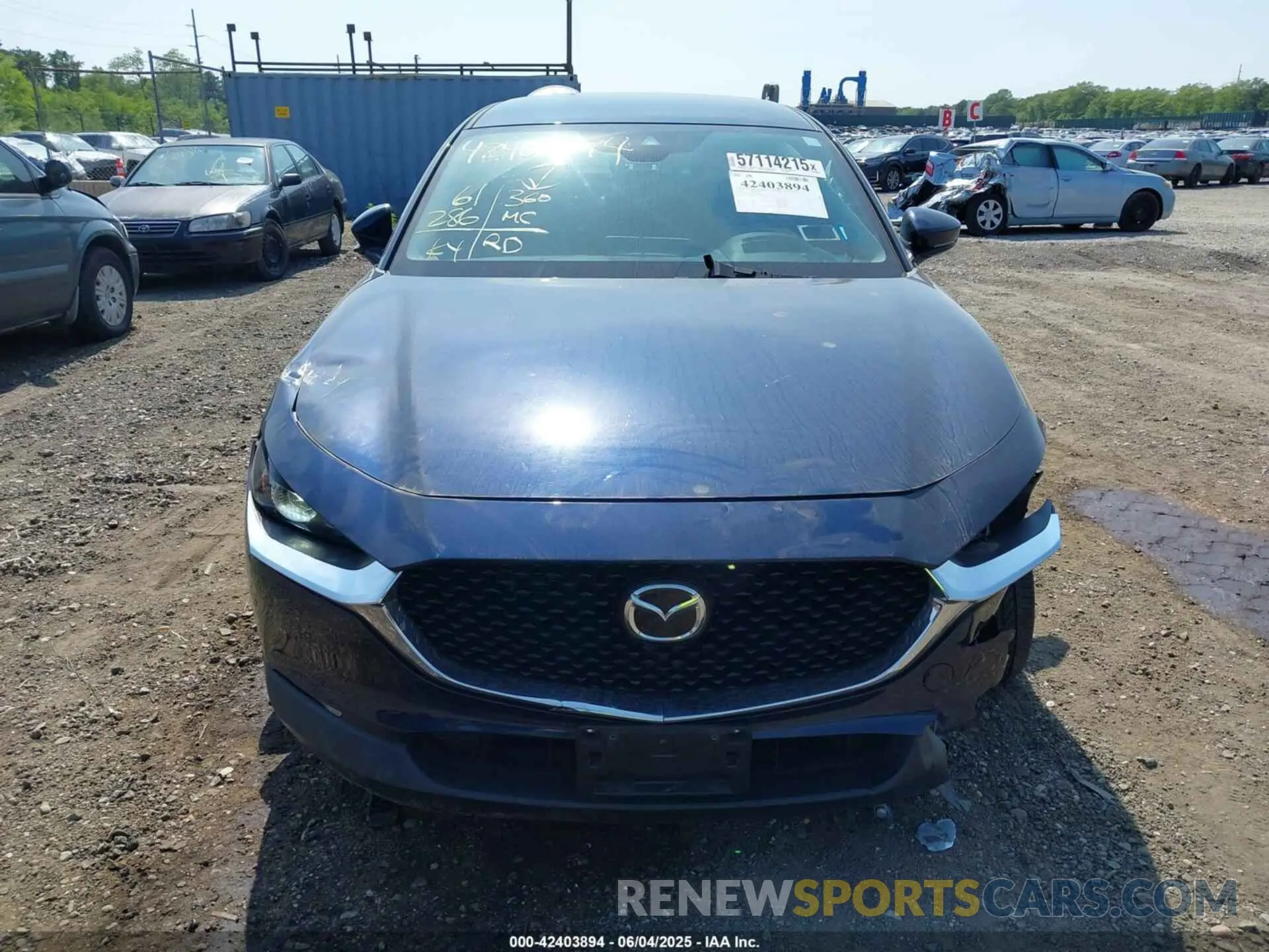 12 Photograph of a damaged car 3MVDMBDL2LM108206 MAZDA CX-30 2020