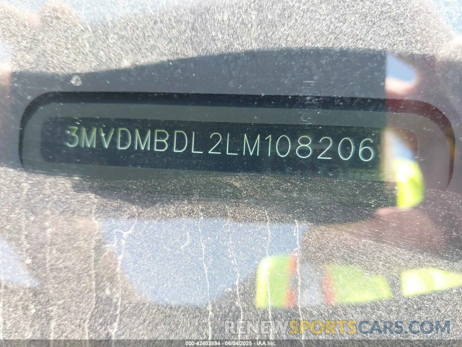 17 Photograph of a damaged car 3MVDMBDL2LM108206 MAZDA CX-30 2020