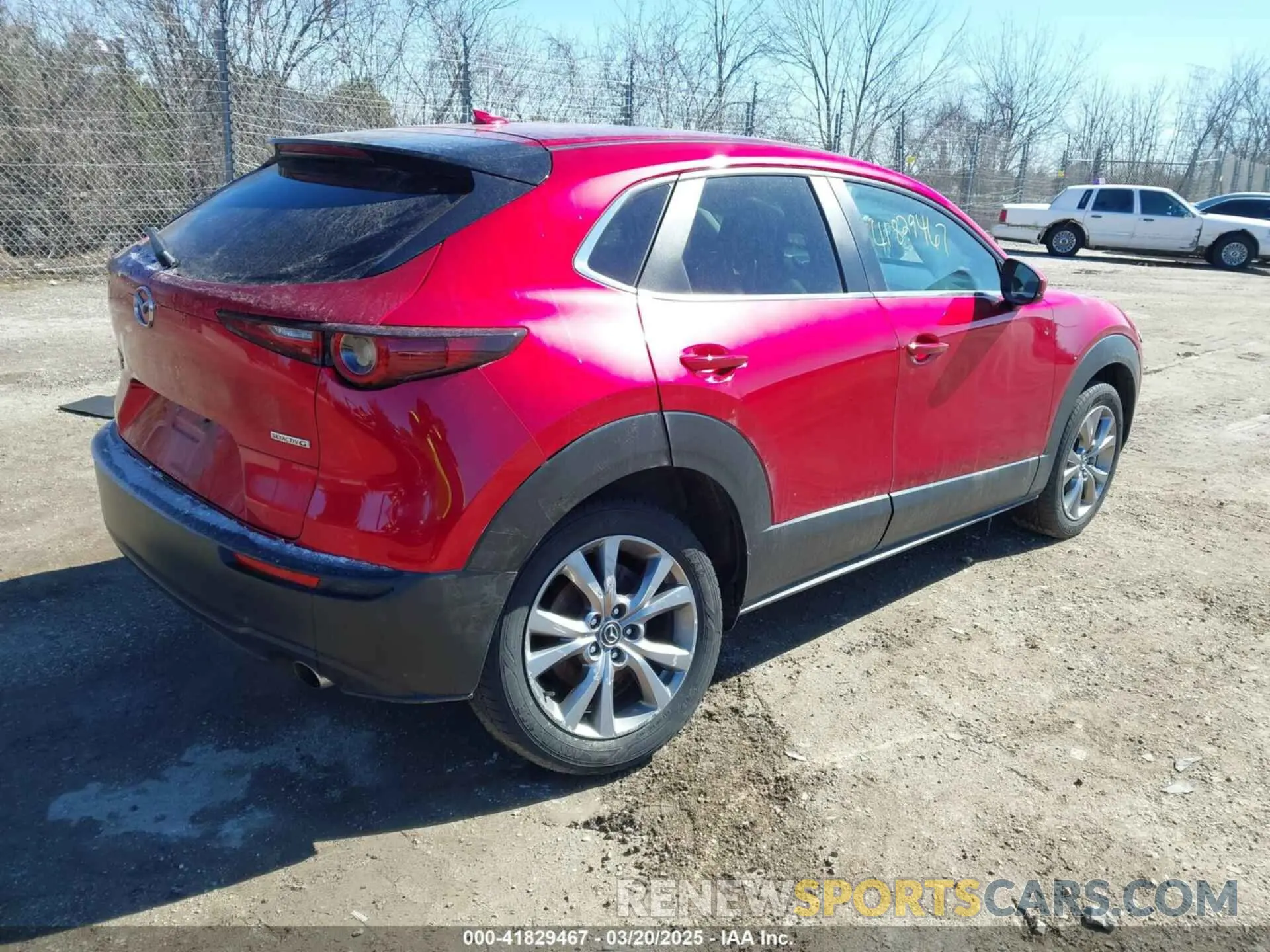 4 Photograph of a damaged car 3MVDMBDL4LM109695 MAZDA CX-30 2020