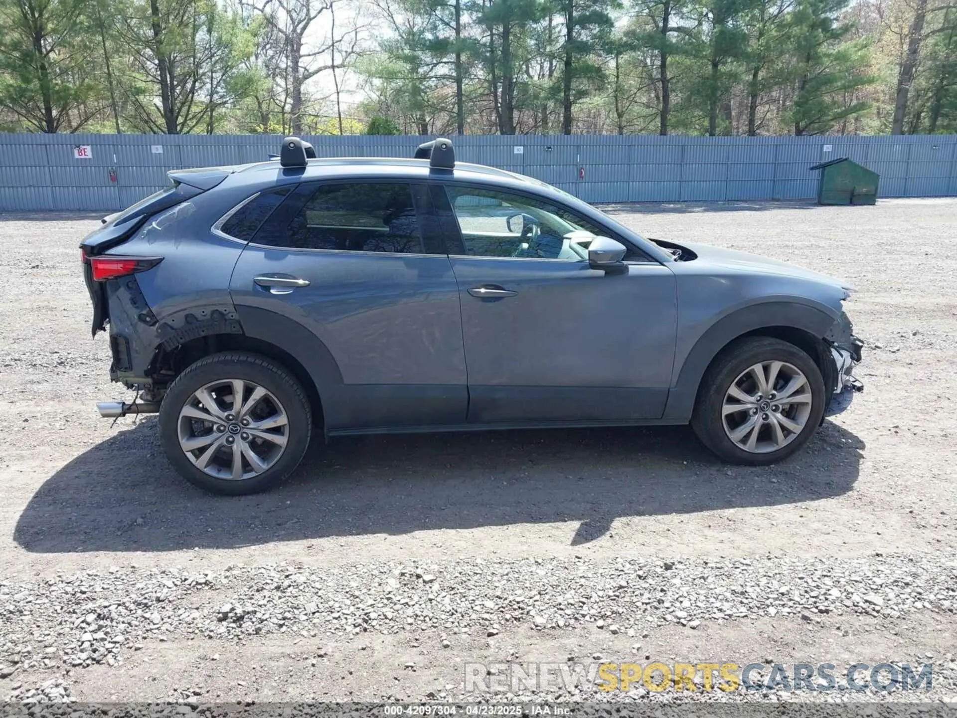 14 Photograph of a damaged car 3MVDMBEM1LM110777 MAZDA CX-30 2020