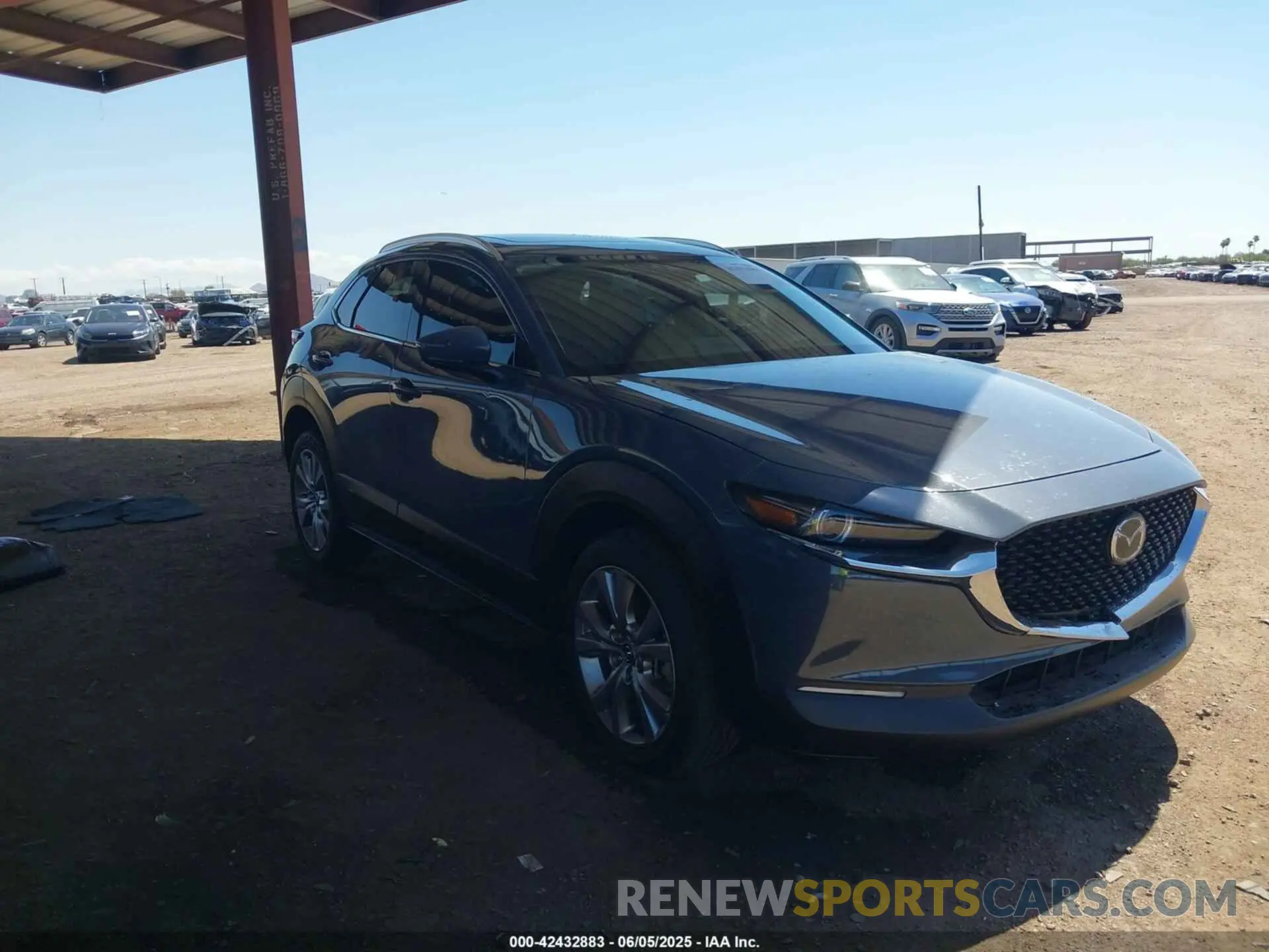1 Photograph of a damaged car 3MVDMBEM5LM139909 MAZDA CX-30 2020