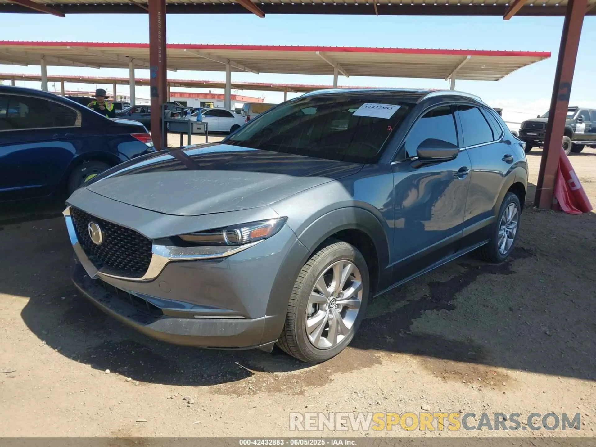 2 Photograph of a damaged car 3MVDMBEM5LM139909 MAZDA CX-30 2020