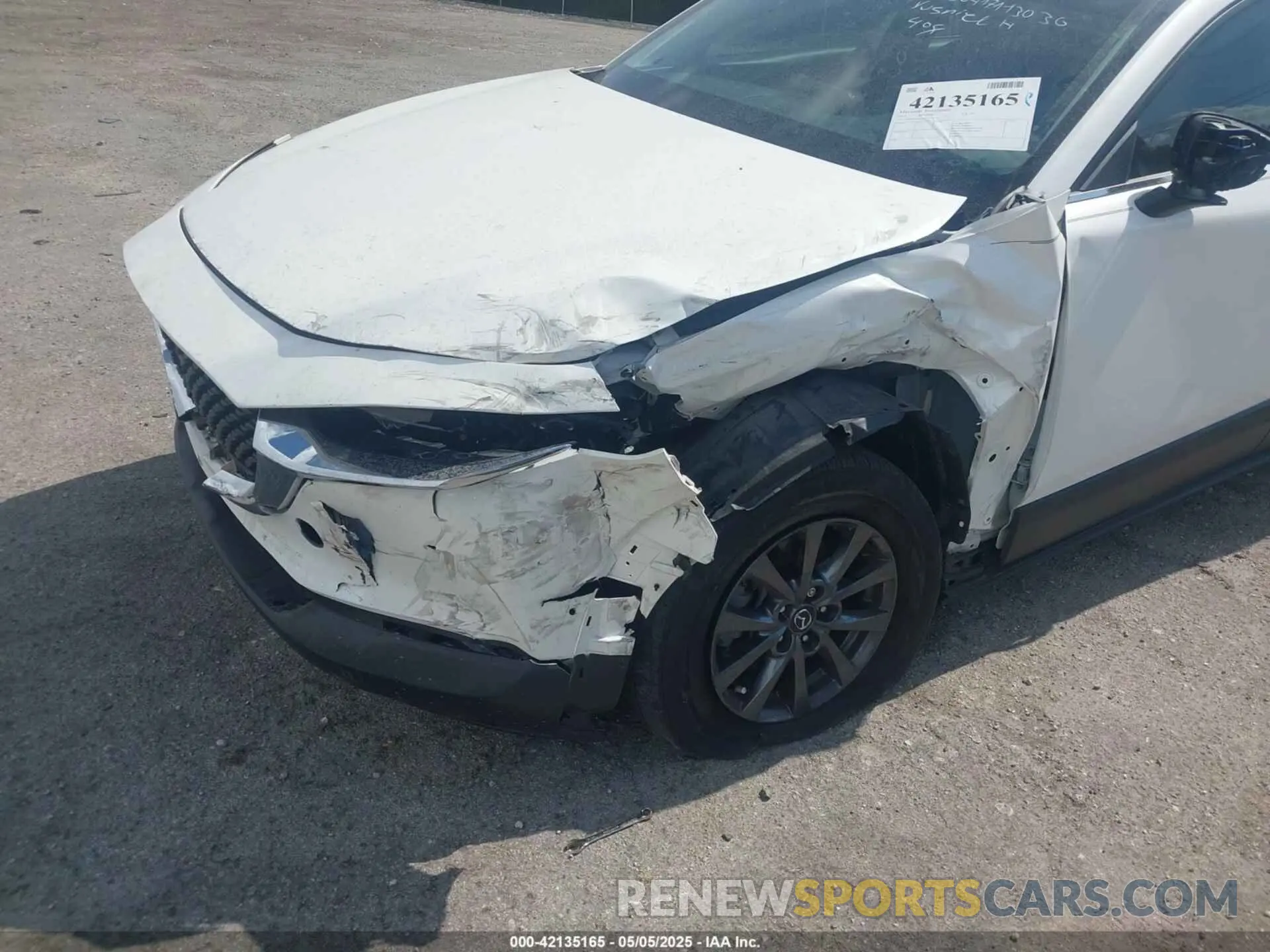 6 Photograph of a damaged car 3MVDMAAL0MM272716 MAZDA CX-30 2021