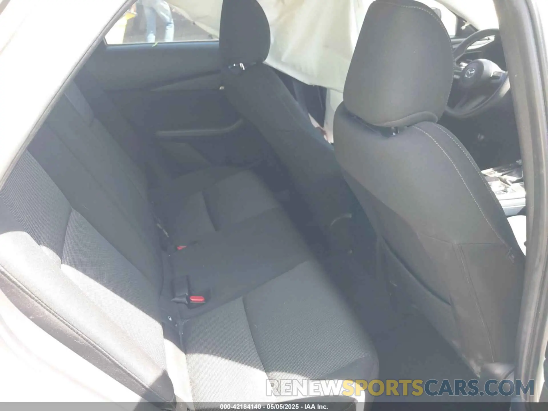 8 Photograph of a damaged car 3MVDMAAL1MM214954 MAZDA CX-30 2021