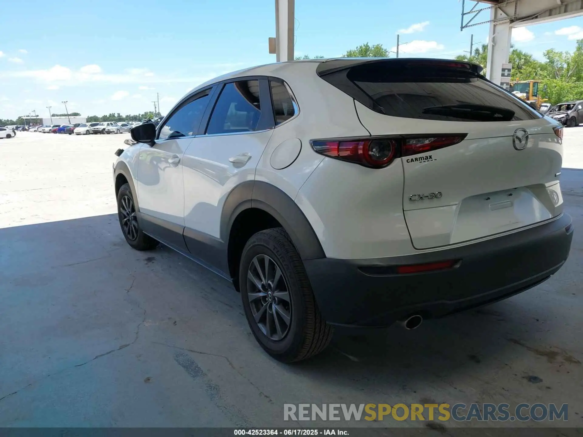 3 Photograph of a damaged car 3MVDMAAL8MM211999 MAZDA CX-30 2021