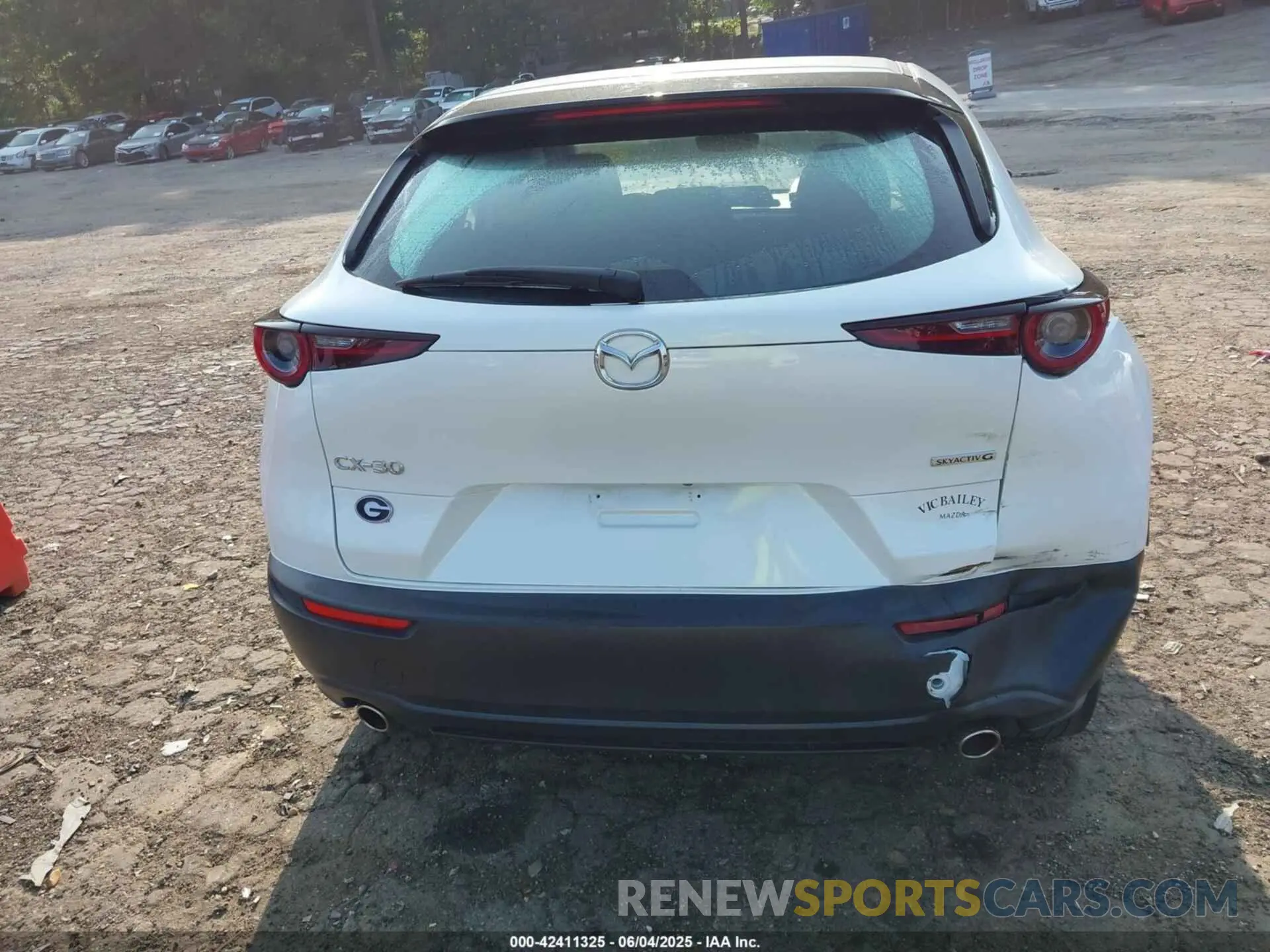16 Photograph of a damaged car 3MVDMAAL8MM262452 MAZDA CX-30 2021