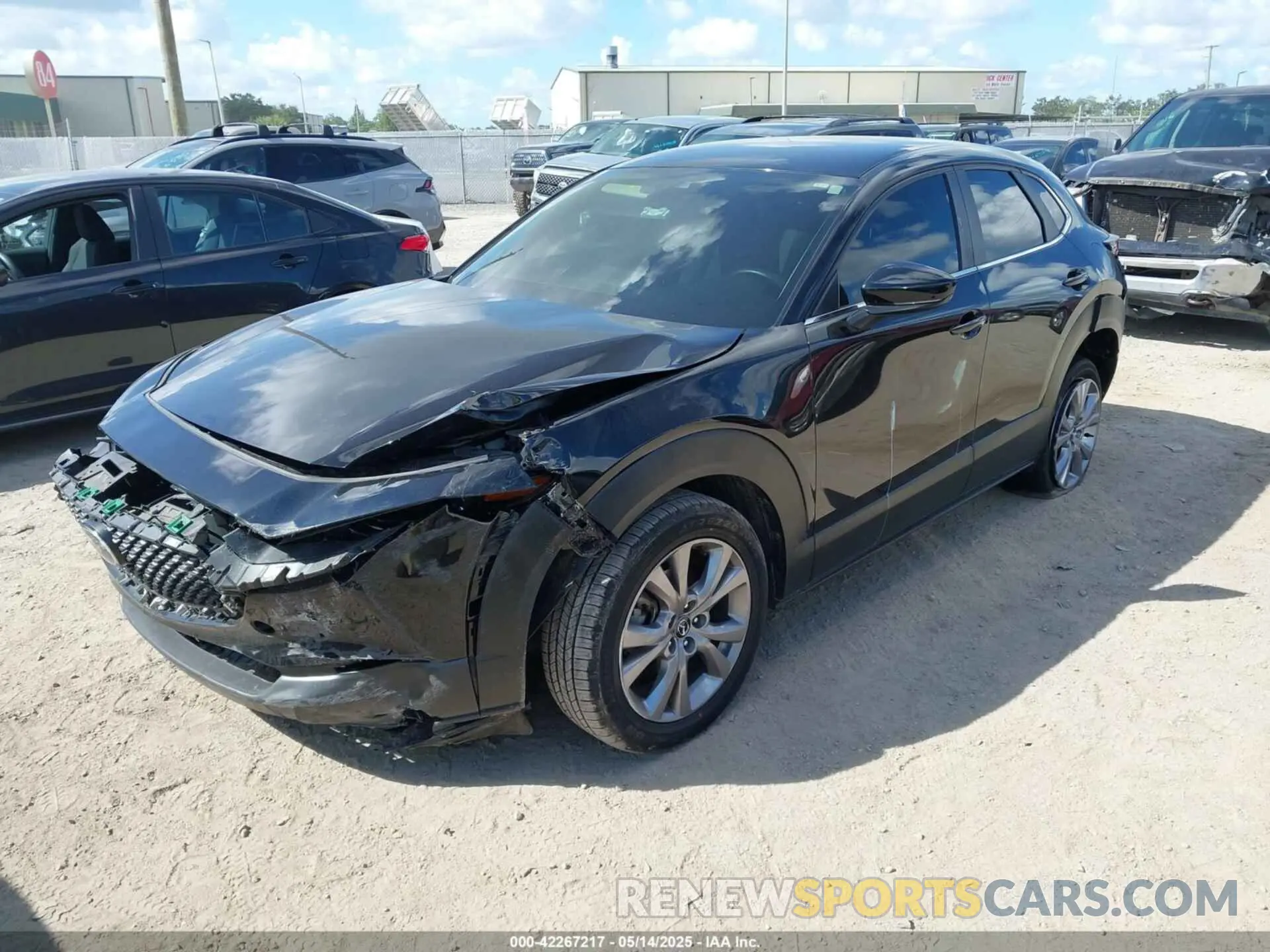 2 Photograph of a damaged car 3MVDMABL1MM251761 MAZDA CX-30 2021