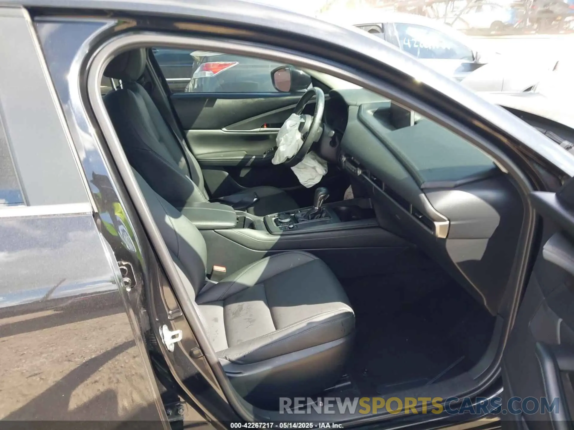 5 Photograph of a damaged car 3MVDMABL1MM251761 MAZDA CX-30 2021