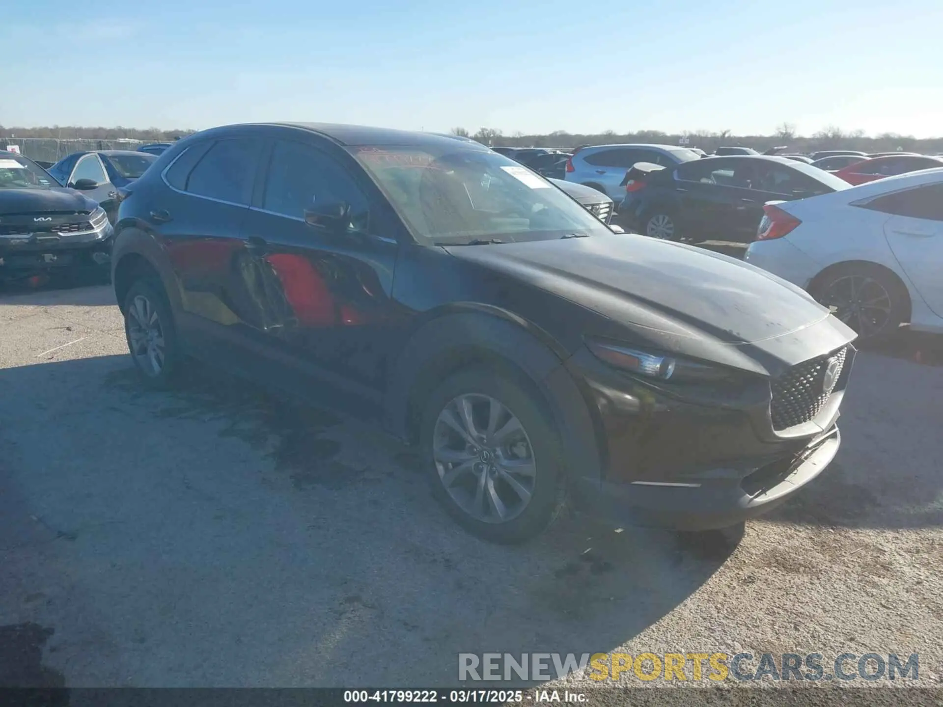 1 Photograph of a damaged car 3MVDMABL2MM239067 MAZDA CX-30 2021