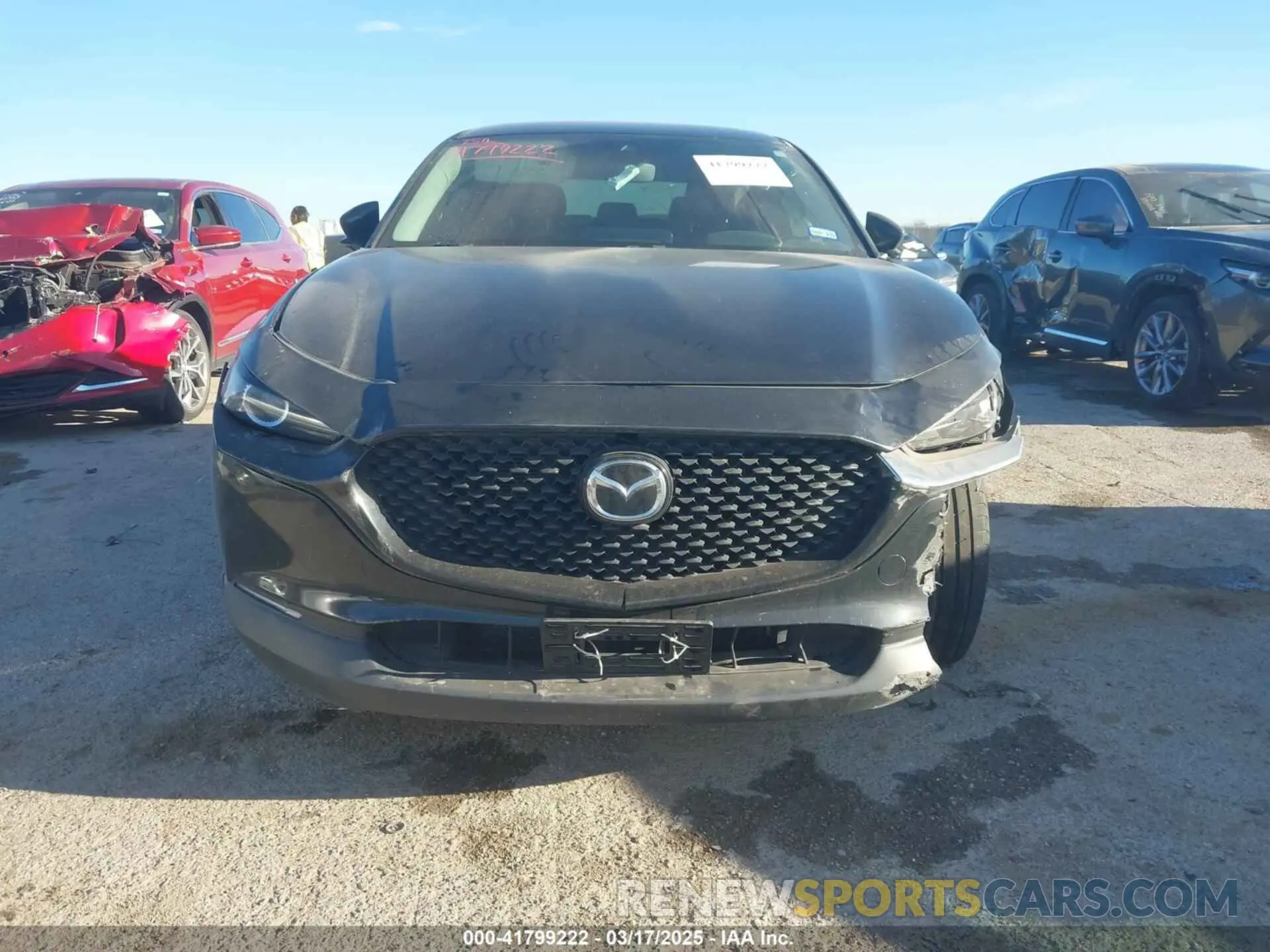 11 Photograph of a damaged car 3MVDMABL2MM239067 MAZDA CX-30 2021