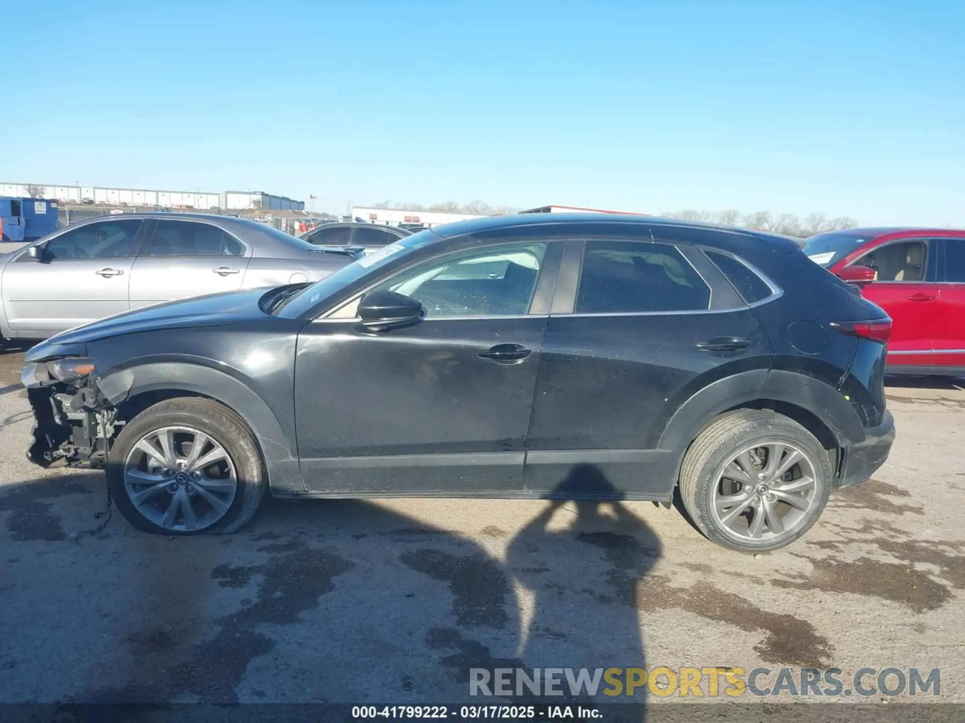 13 Photograph of a damaged car 3MVDMABL2MM239067 MAZDA CX-30 2021