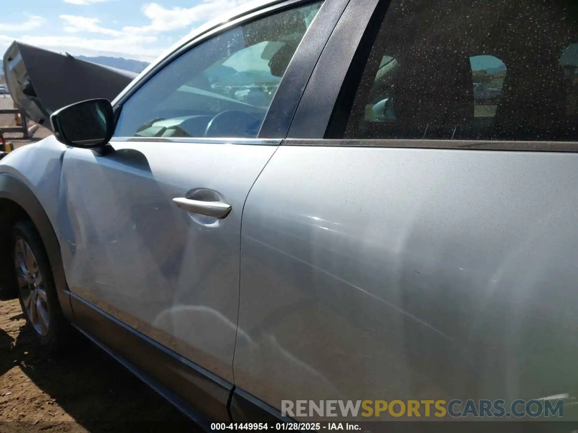 14 Photograph of a damaged car 3MVDMABL2MM242082 MAZDA CX-30 2021