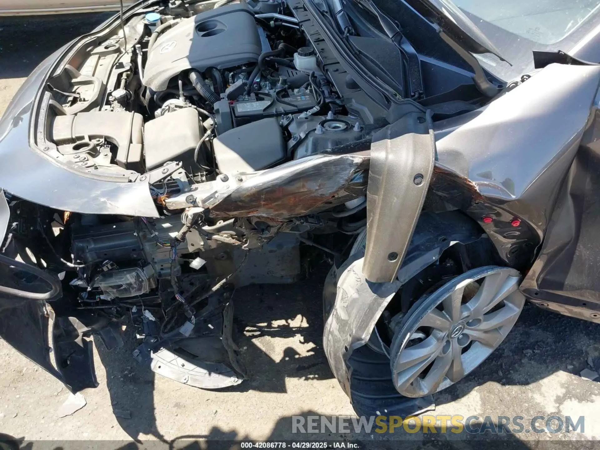 6 Photograph of a damaged car 3MVDMABL3MM233701 MAZDA CX-30 2021