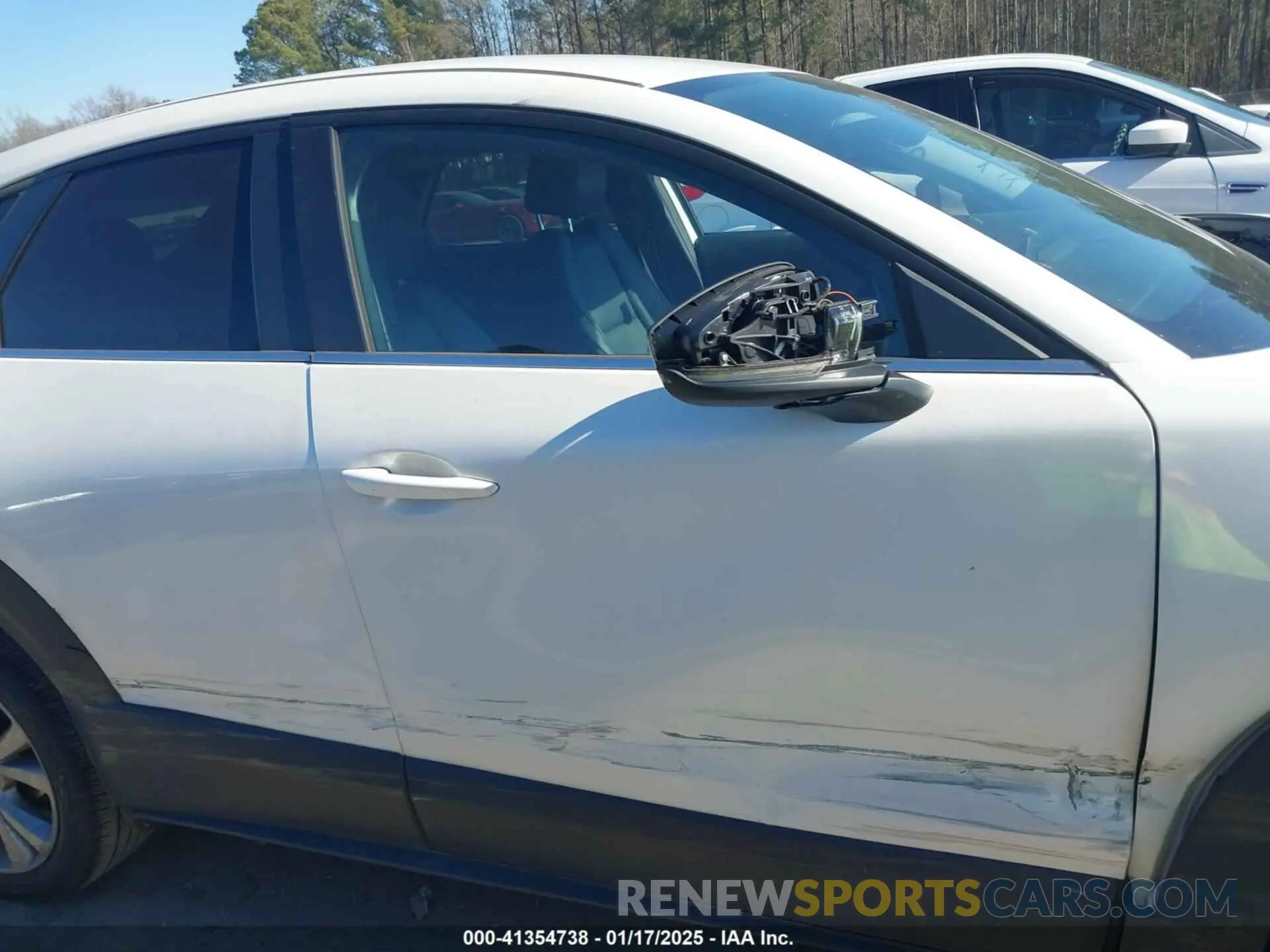14 Photograph of a damaged car 3MVDMABL3MM239692 MAZDA CX-30 2021