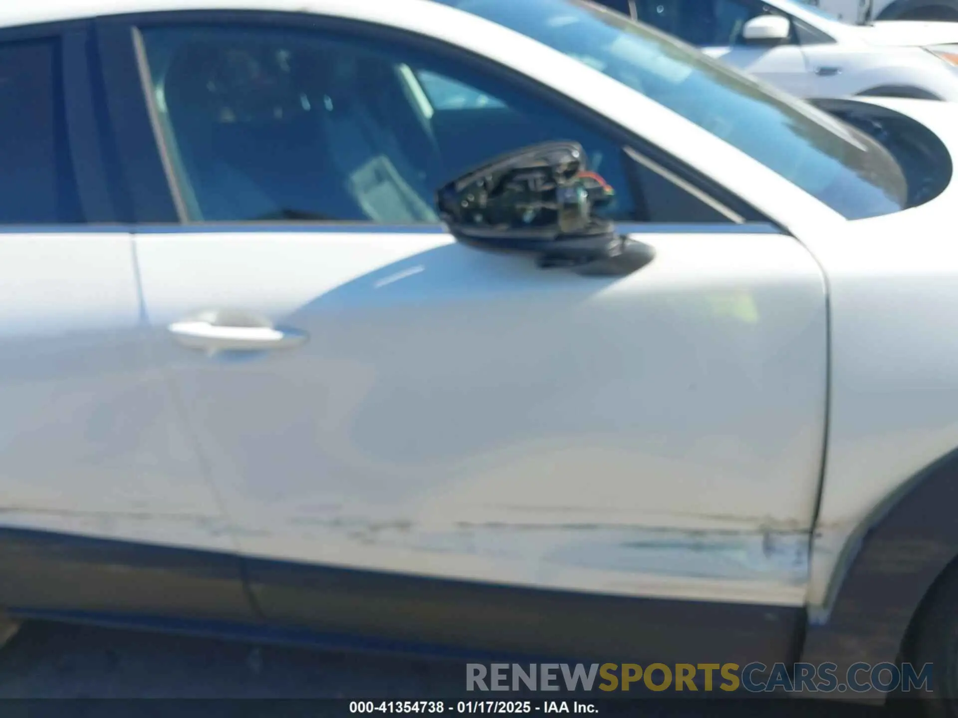 18 Photograph of a damaged car 3MVDMABL3MM239692 MAZDA CX-30 2021