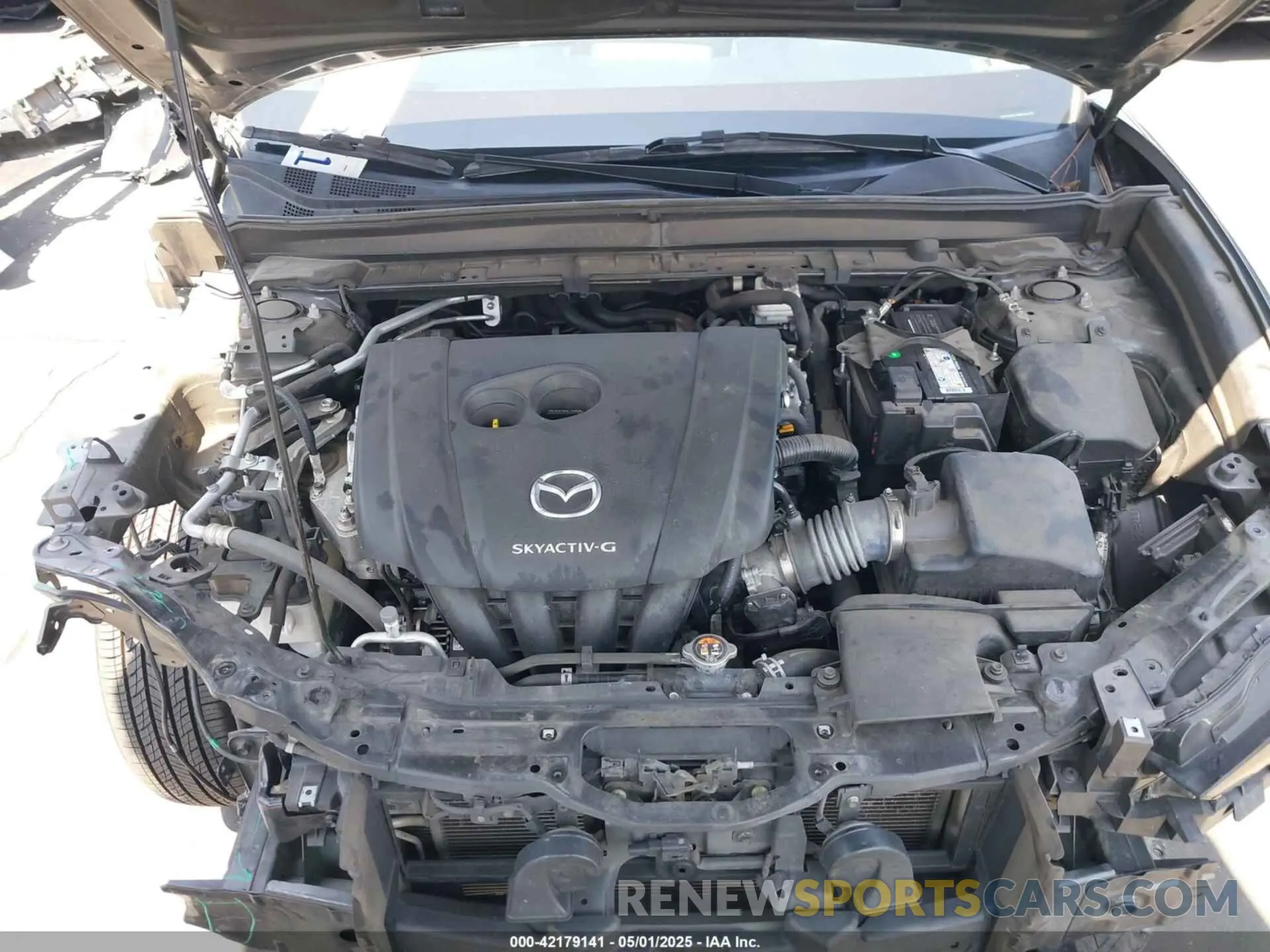 10 Photograph of a damaged car 3MVDMABL4MM205308 MAZDA CX-30 2021