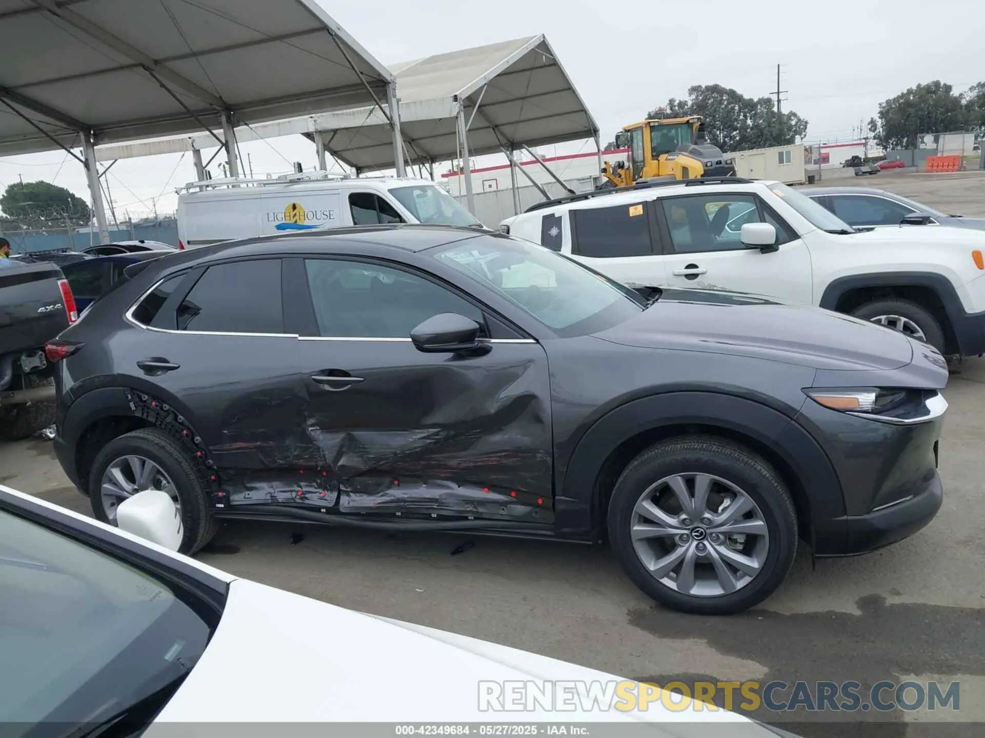 13 Photograph of a damaged car 3MVDMABL4MM220536 MAZDA CX-30 2021