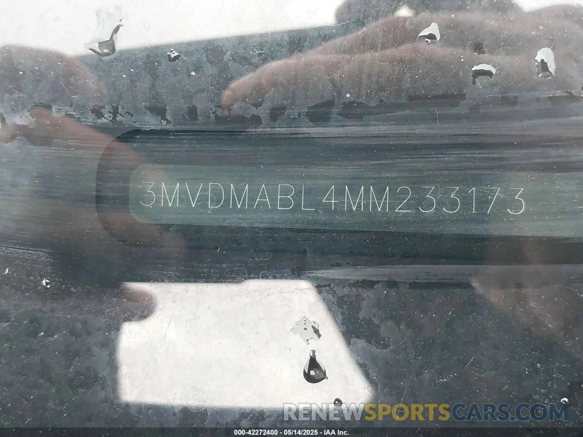 16 Photograph of a damaged car 3MVDMABL4MM233173 MAZDA CX-30 2021