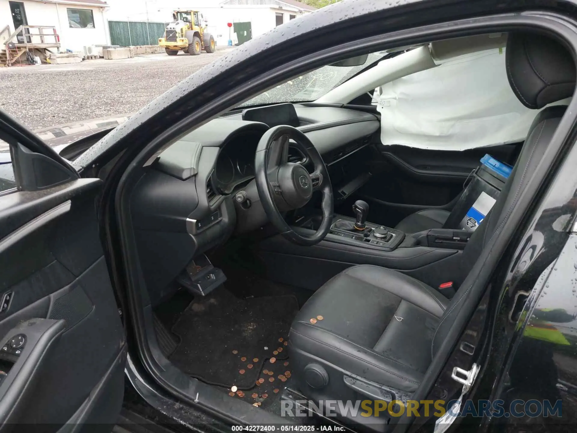 5 Photograph of a damaged car 3MVDMABL4MM233173 MAZDA CX-30 2021