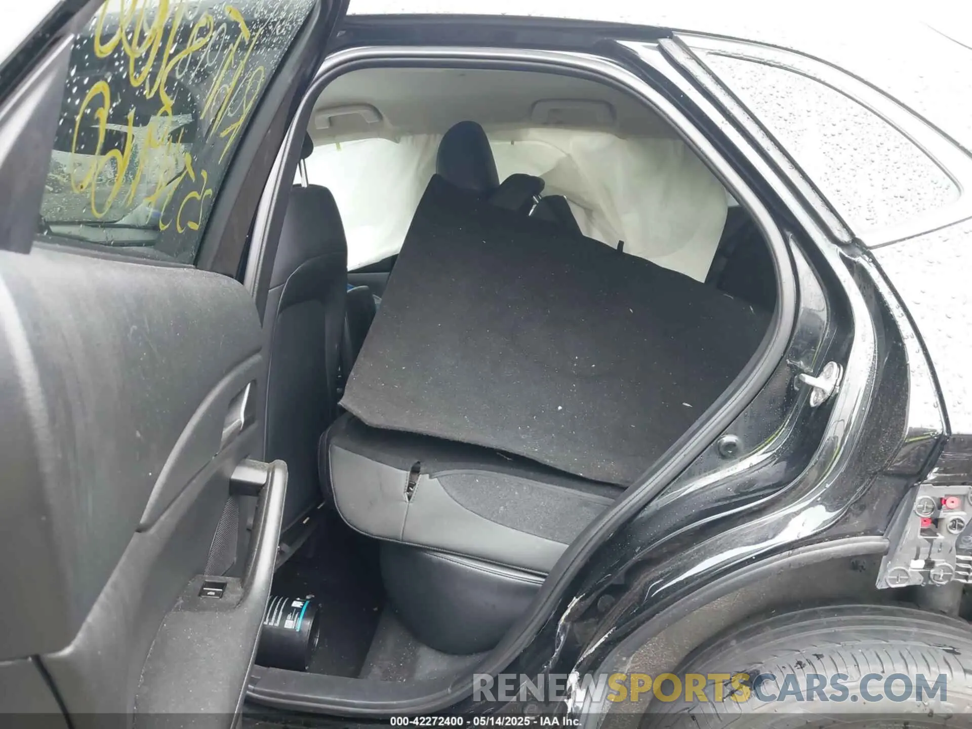 8 Photograph of a damaged car 3MVDMABL4MM233173 MAZDA CX-30 2021