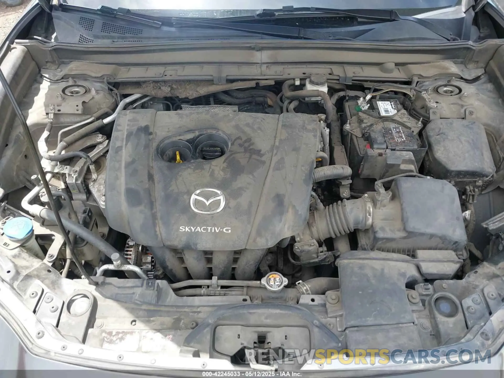 10 Photograph of a damaged car 3MVDMABL5MM210517 MAZDA CX-30 2021