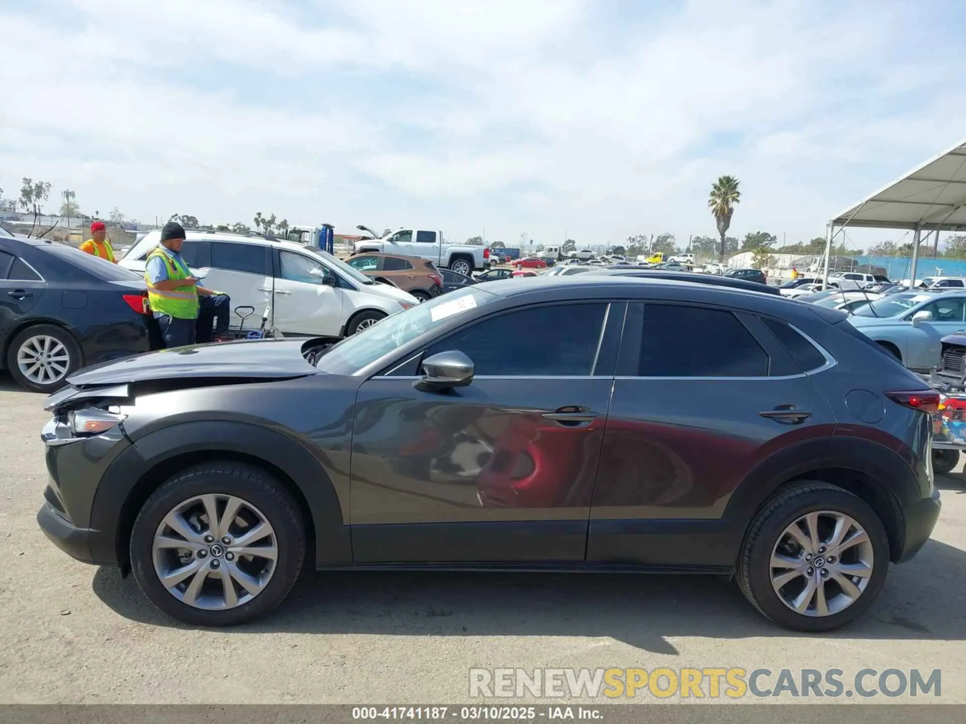 14 Photograph of a damaged car 3MVDMABL5MM217399 MAZDA CX-30 2021