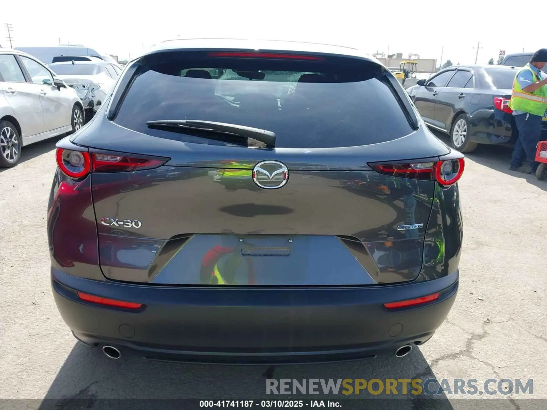 16 Photograph of a damaged car 3MVDMABL5MM217399 MAZDA CX-30 2021