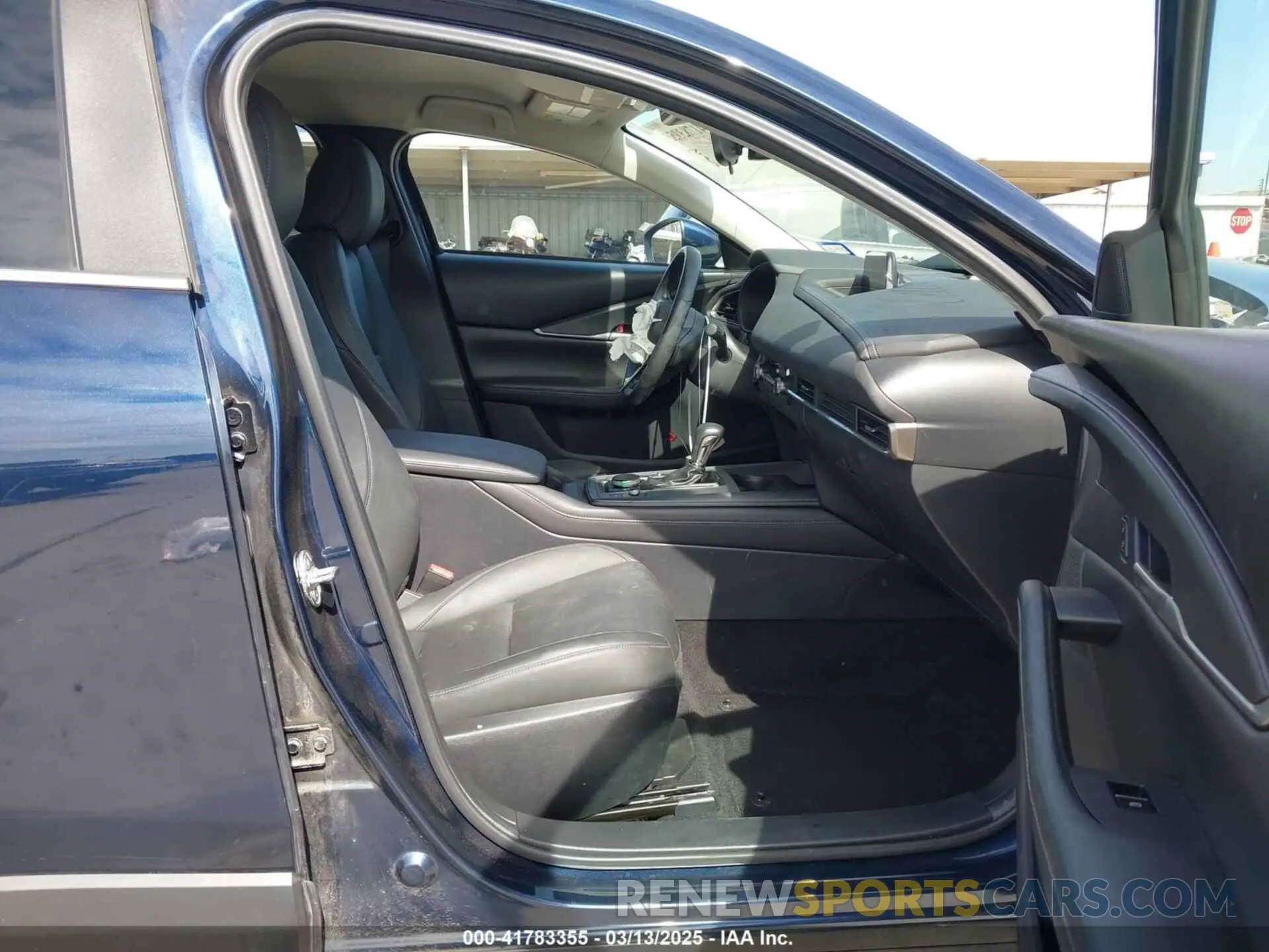 5 Photograph of a damaged car 3MVDMABL5MM272418 MAZDA CX-30 2021