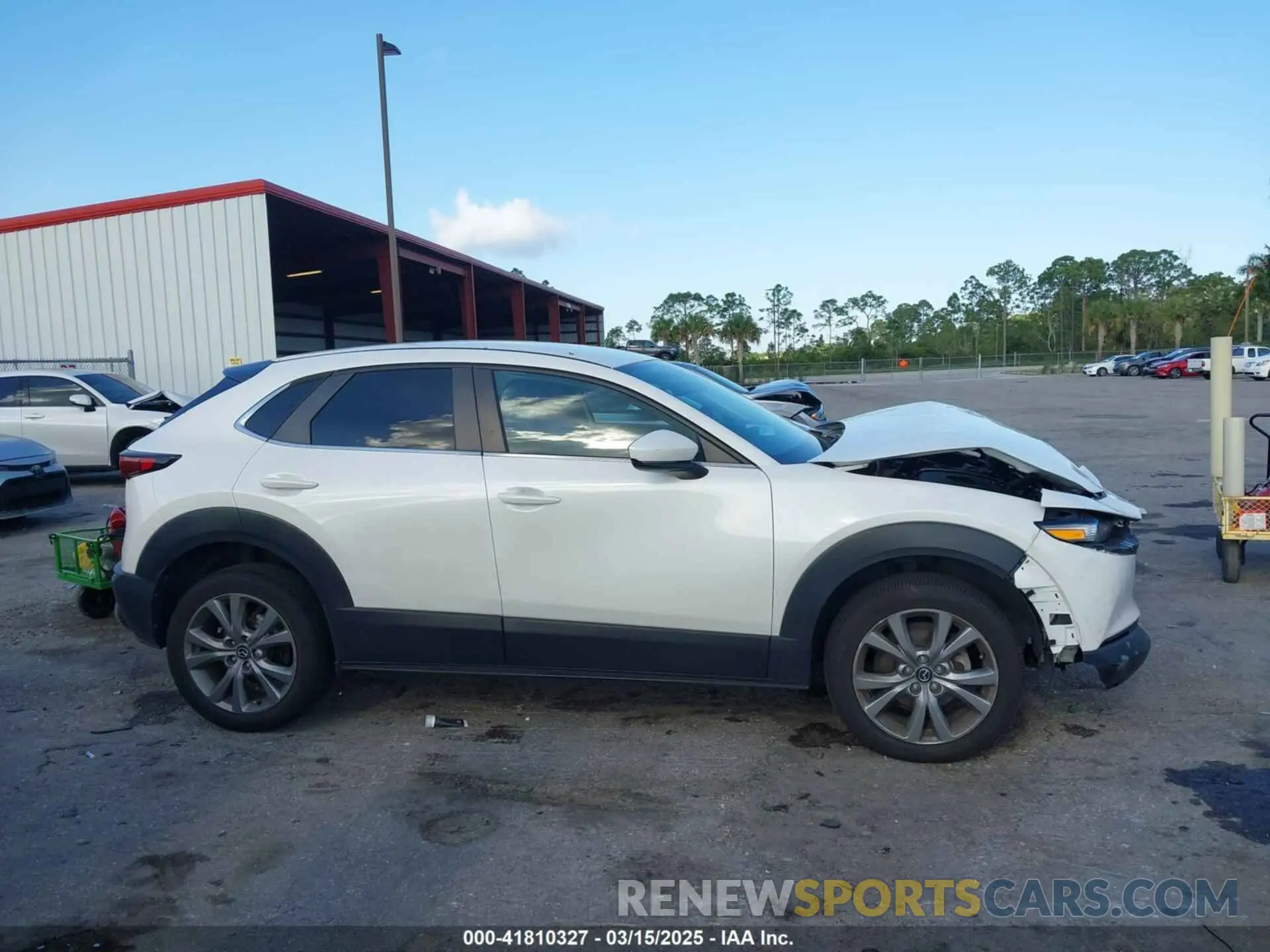 13 Photograph of a damaged car 3MVDMABL5MM273133 MAZDA CX-30 2021