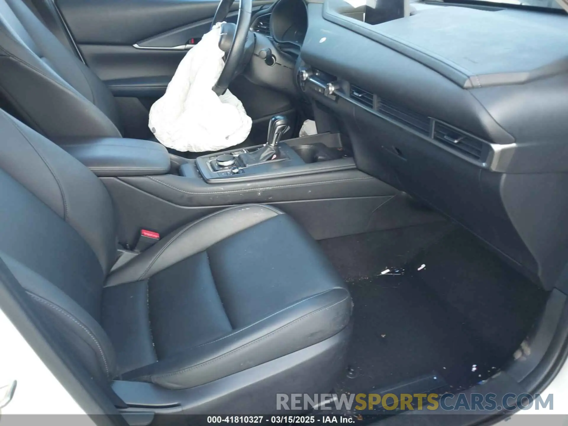 5 Photograph of a damaged car 3MVDMABL5MM273133 MAZDA CX-30 2021