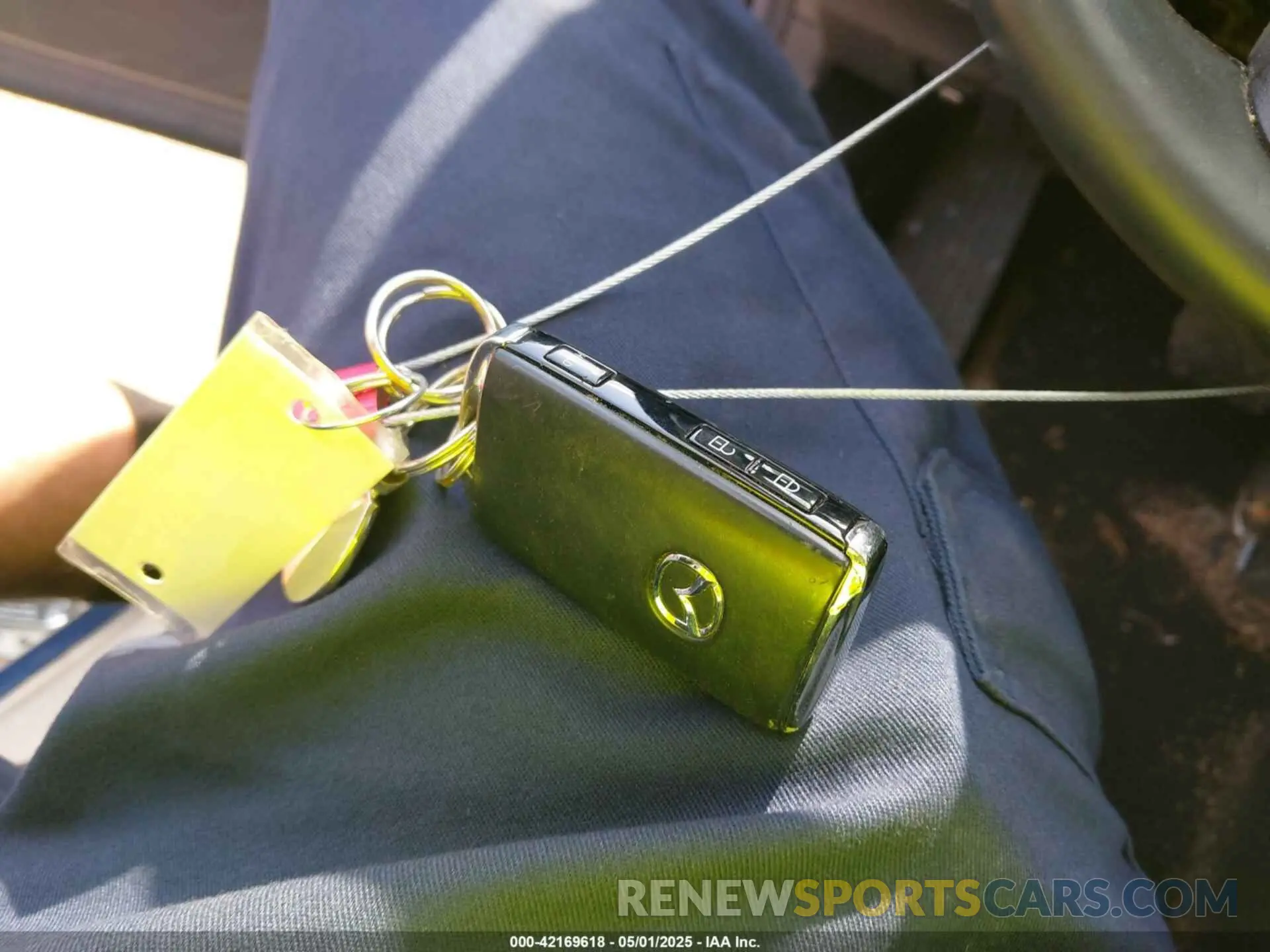 11 Photograph of a damaged car 3MVDMABL6MM202166 MAZDA CX-30 2021