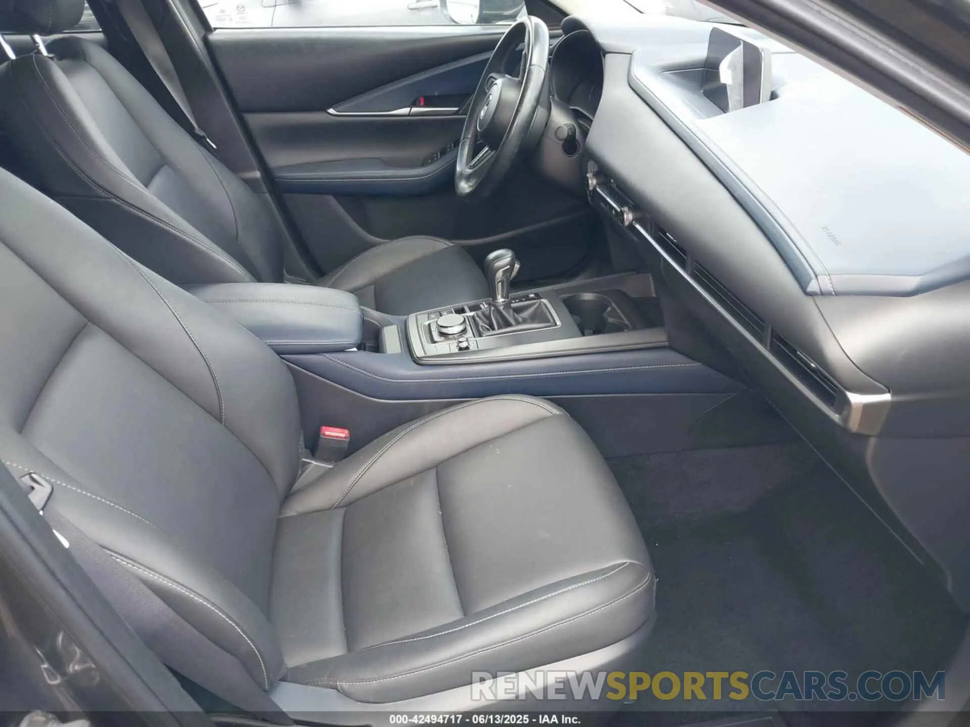 5 Photograph of a damaged car 3MVDMABL7MM221566 MAZDA CX-30 2021