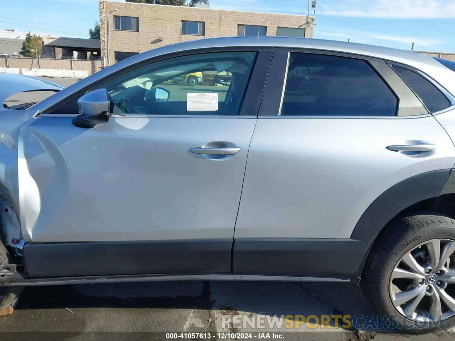13 Photograph of a damaged car 3MVDMABL9MM256321 MAZDA CX-30 2021