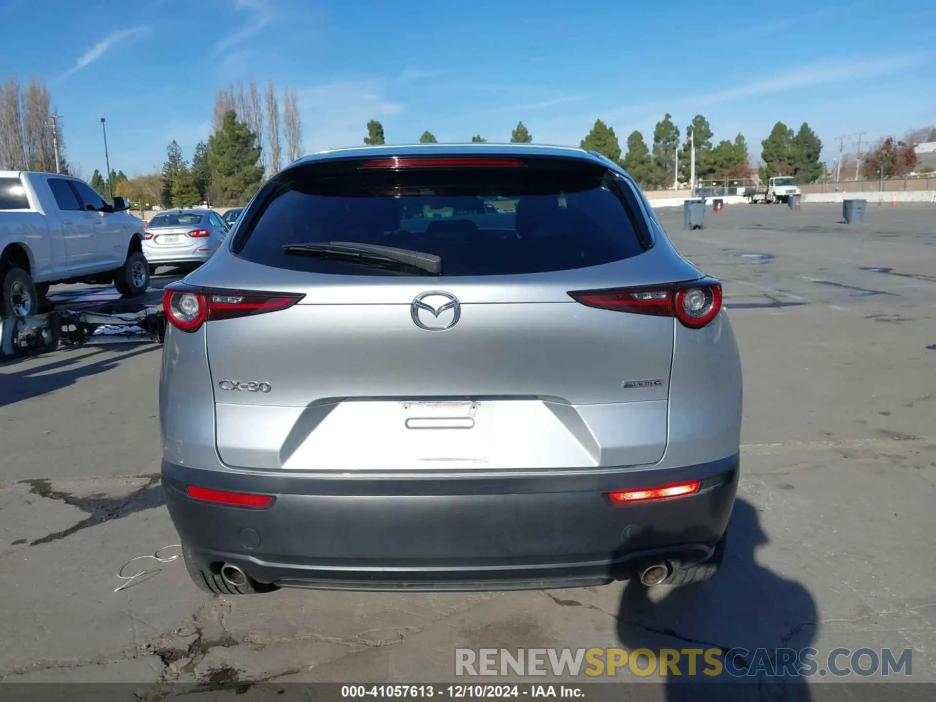 15 Photograph of a damaged car 3MVDMABL9MM256321 MAZDA CX-30 2021