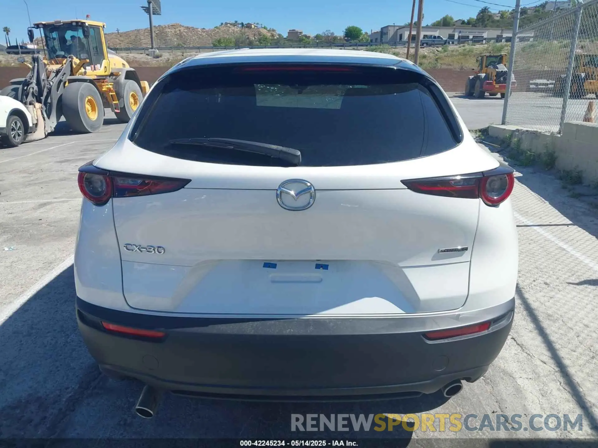 12 Photograph of a damaged car 3MVDMABL9MM309437 MAZDA CX-30 2021