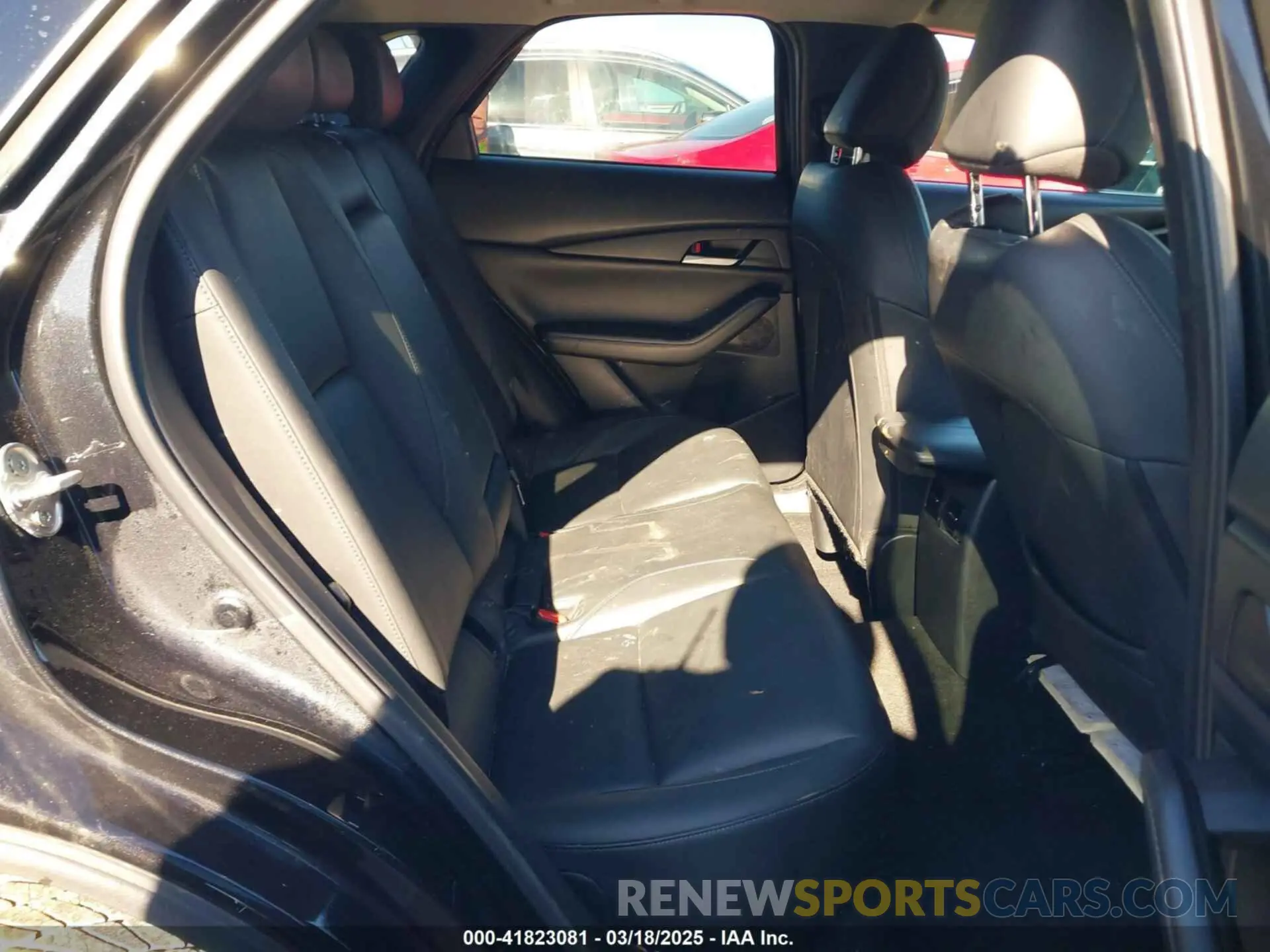 8 Photograph of a damaged car 3MVDMABLXMM254691 MAZDA CX-30 2021