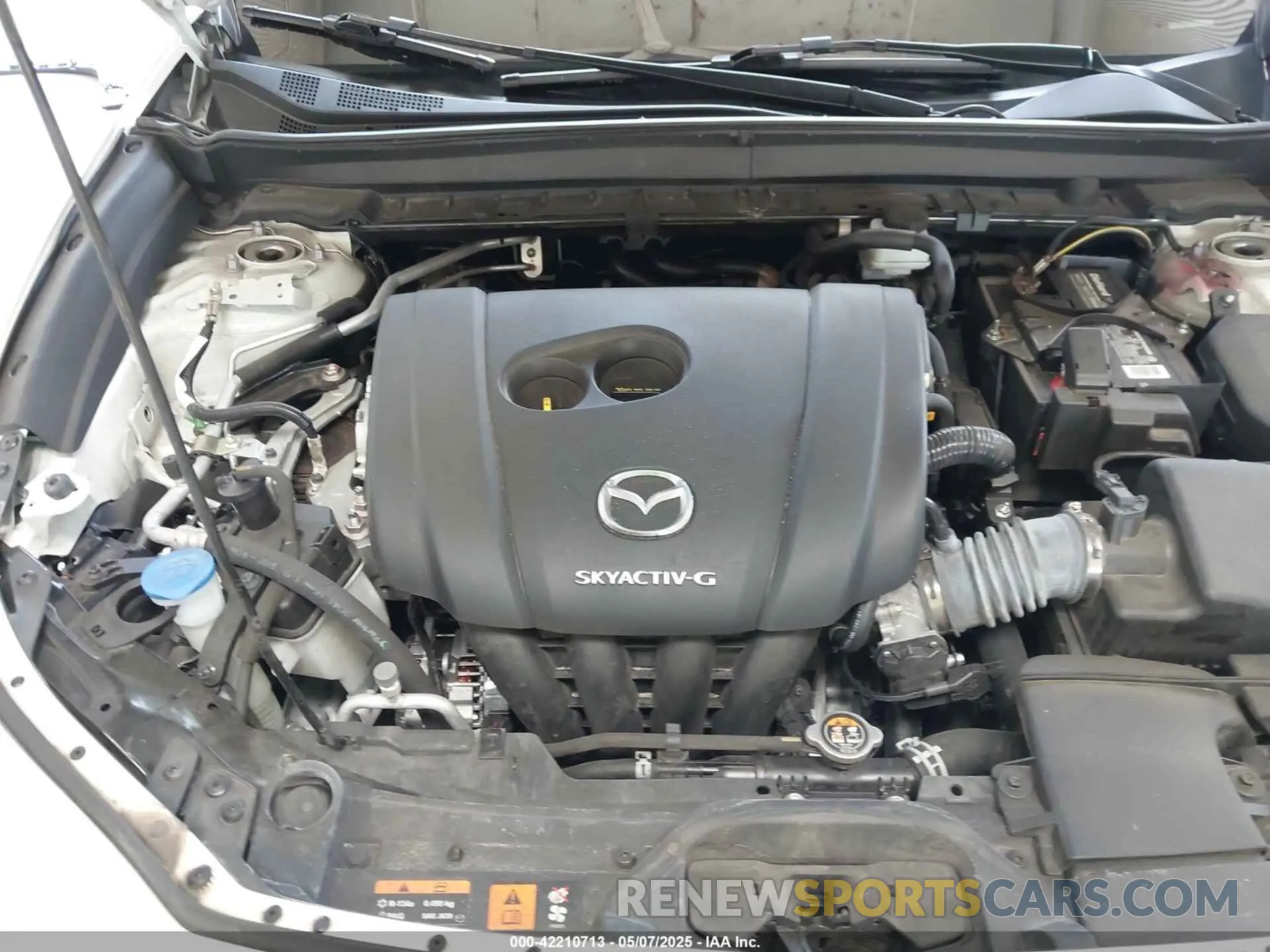 10 Photograph of a damaged car 3MVDMACL0MM228325 MAZDA CX-30 2021