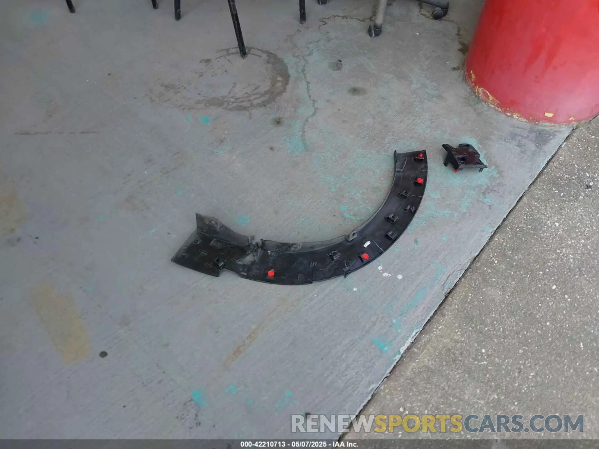 12 Photograph of a damaged car 3MVDMACL0MM228325 MAZDA CX-30 2021