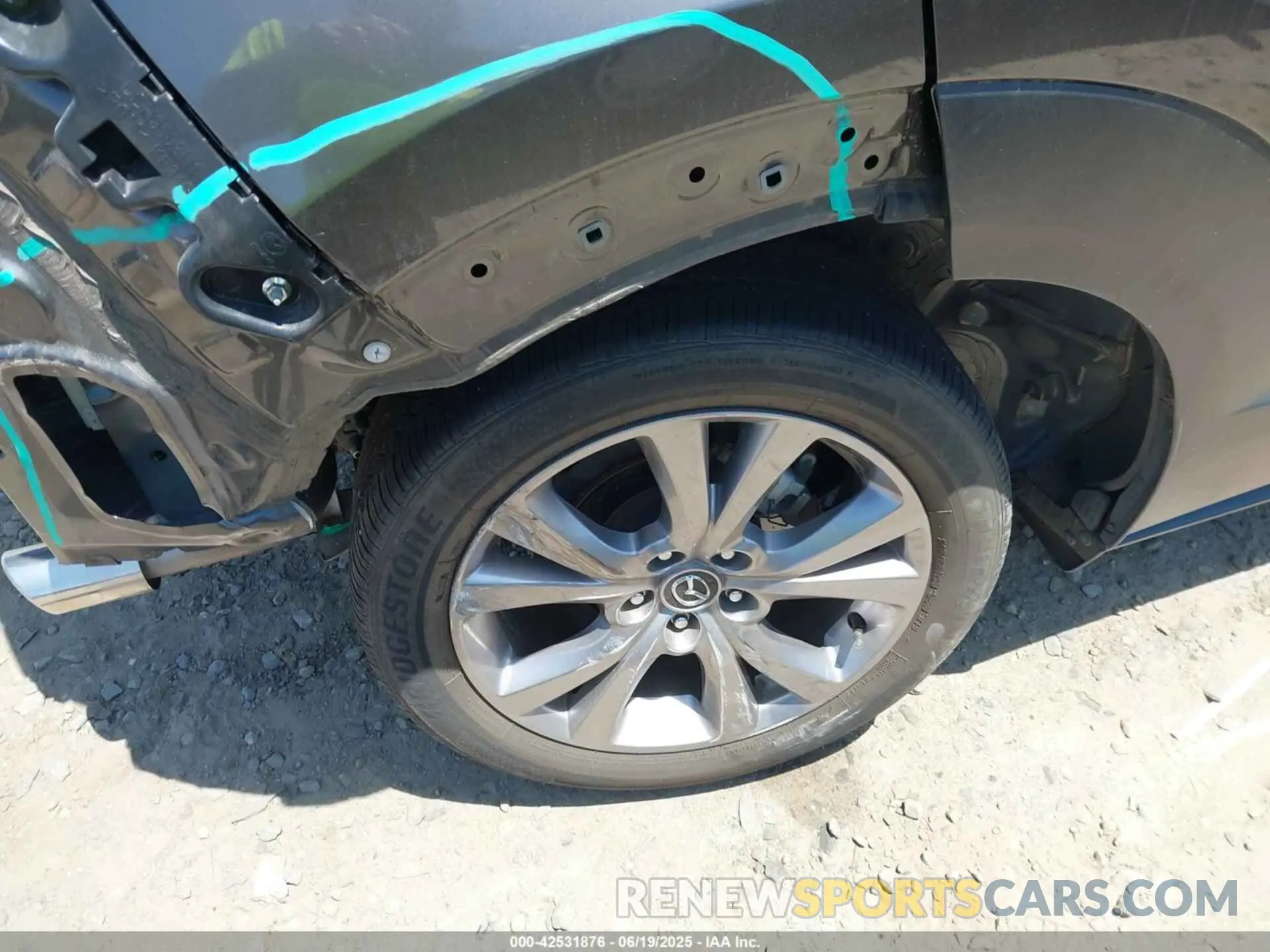20 Photograph of a damaged car 3MVDMACL4MM213844 MAZDA CX-30 2021