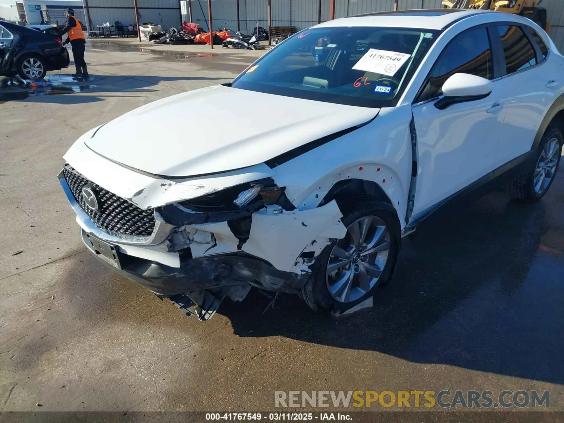 6 Photograph of a damaged car 3MVDMACL7MM209903 MAZDA CX-30 2021