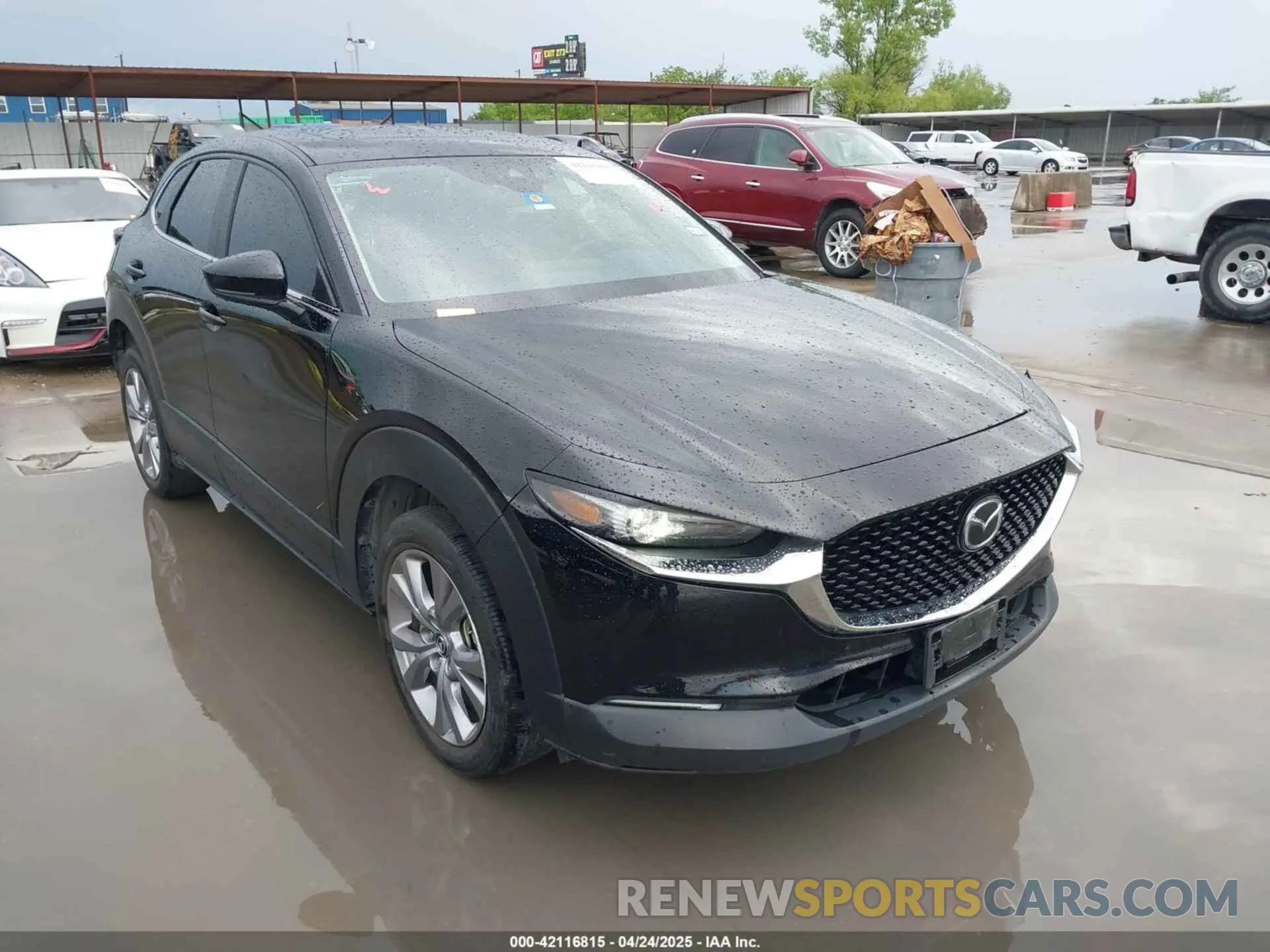 1 Photograph of a damaged car 3MVDMACL9MM227500 MAZDA CX-30 2021