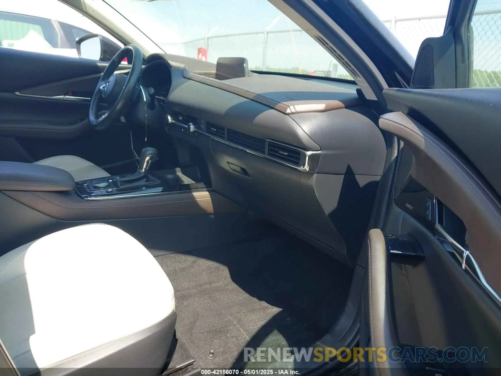 5 Photograph of a damaged car 3MVDMADL7MM211889 MAZDA CX-30 2021