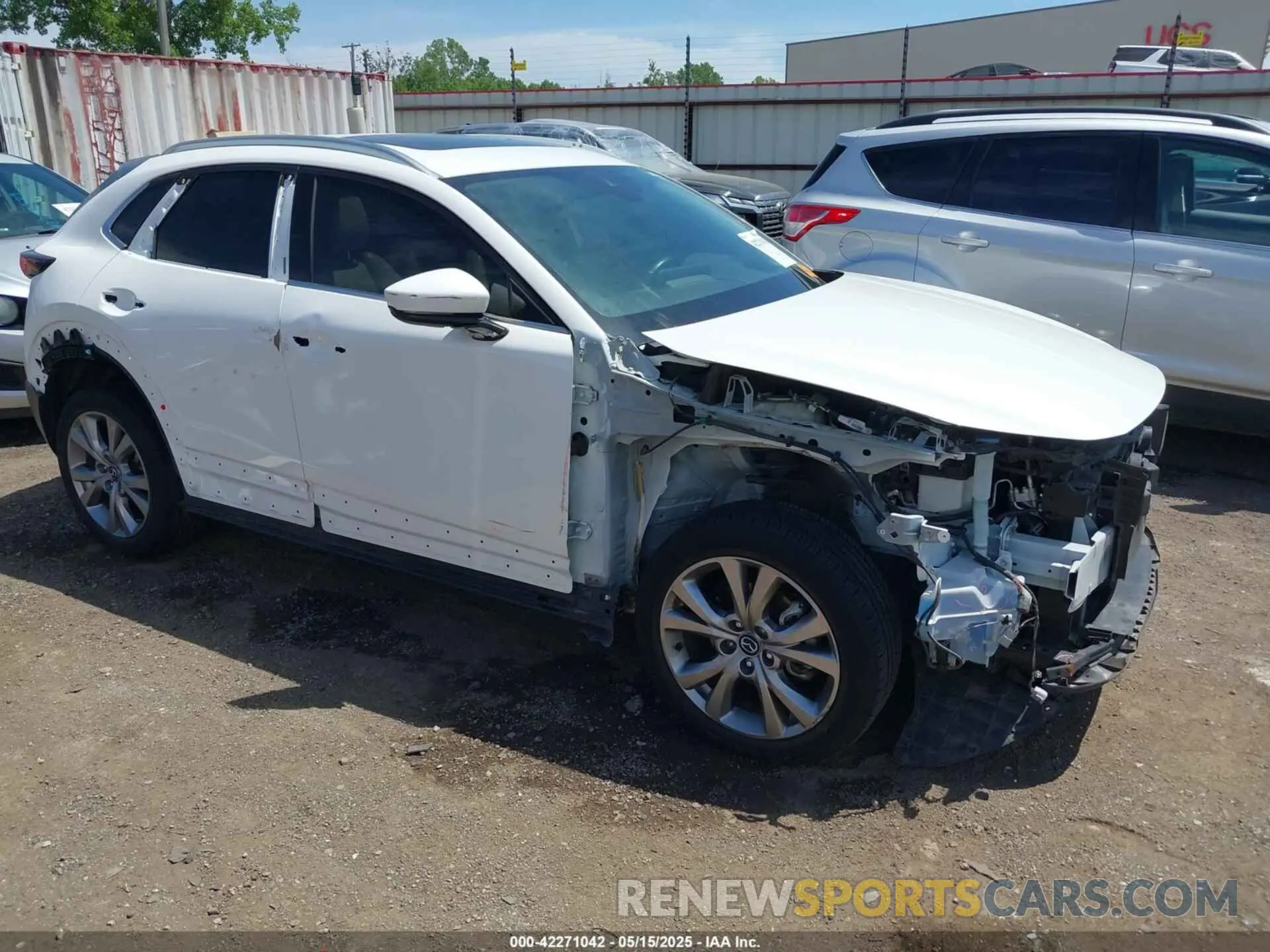 1 Photograph of a damaged car 3MVDMADLXMM315664 MAZDA CX-30 2021