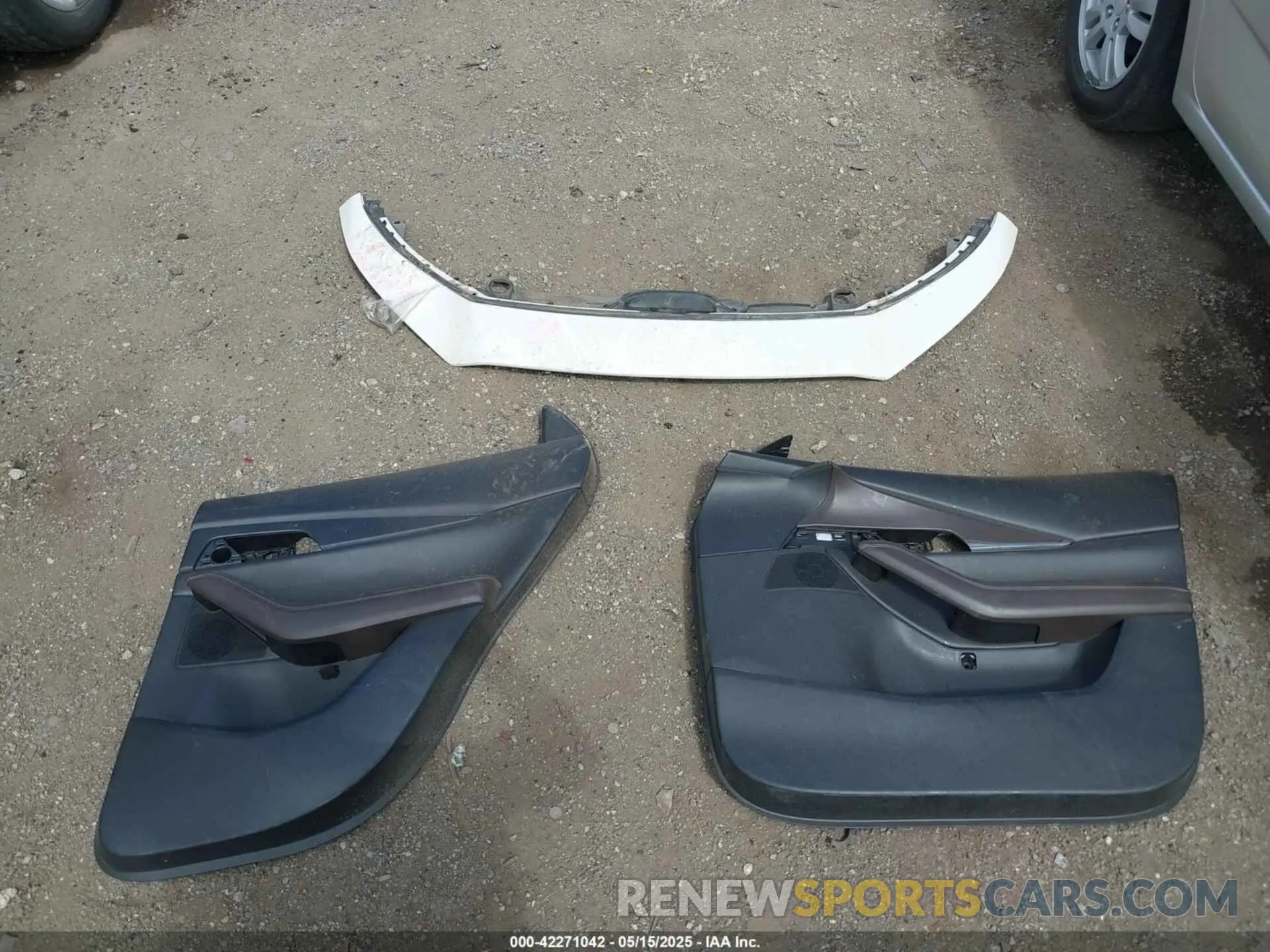 12 Photograph of a damaged car 3MVDMADLXMM315664 MAZDA CX-30 2021