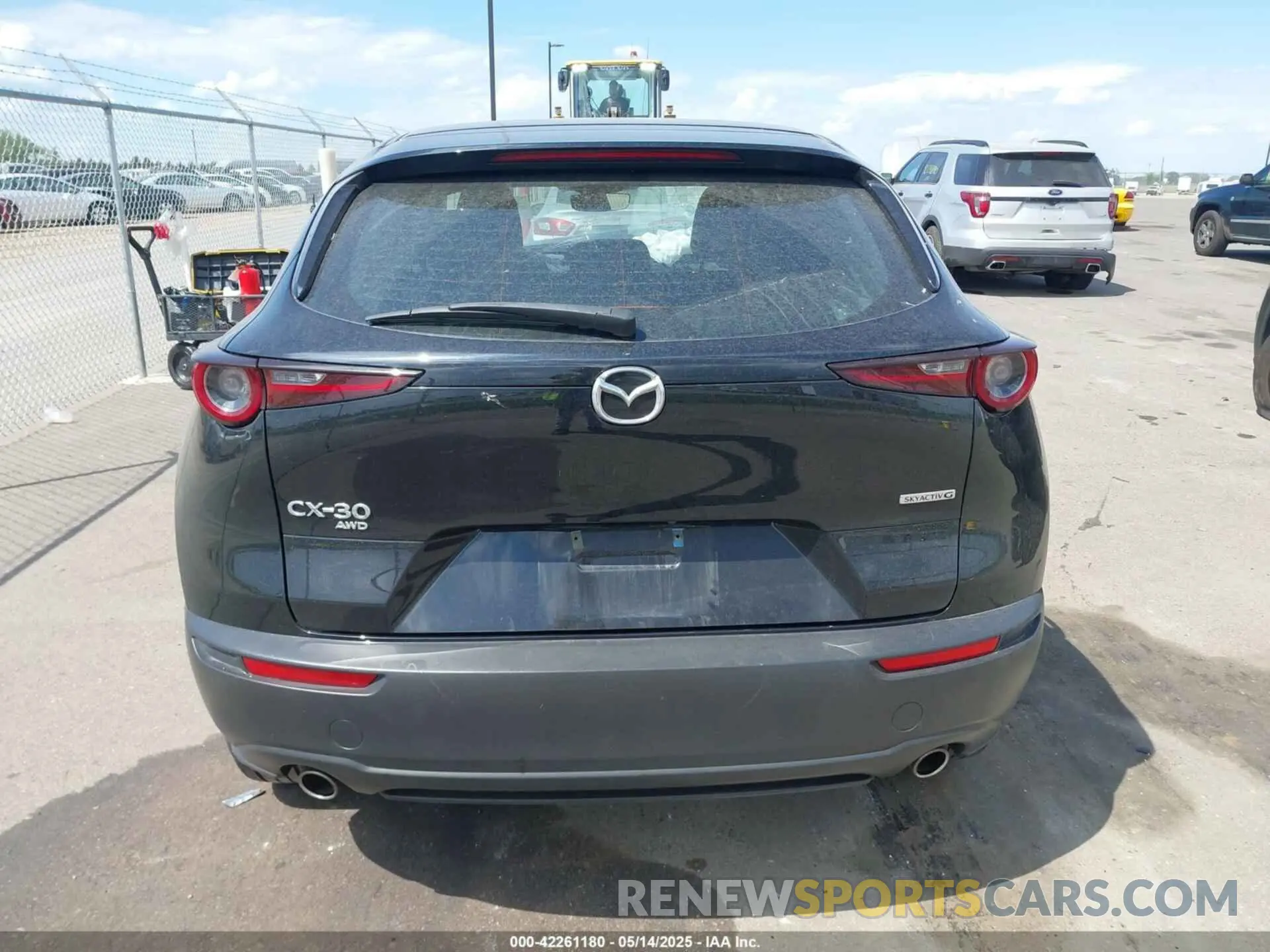 16 Photograph of a damaged car 3MVDMBAL0MM254030 MAZDA CX-30 2021
