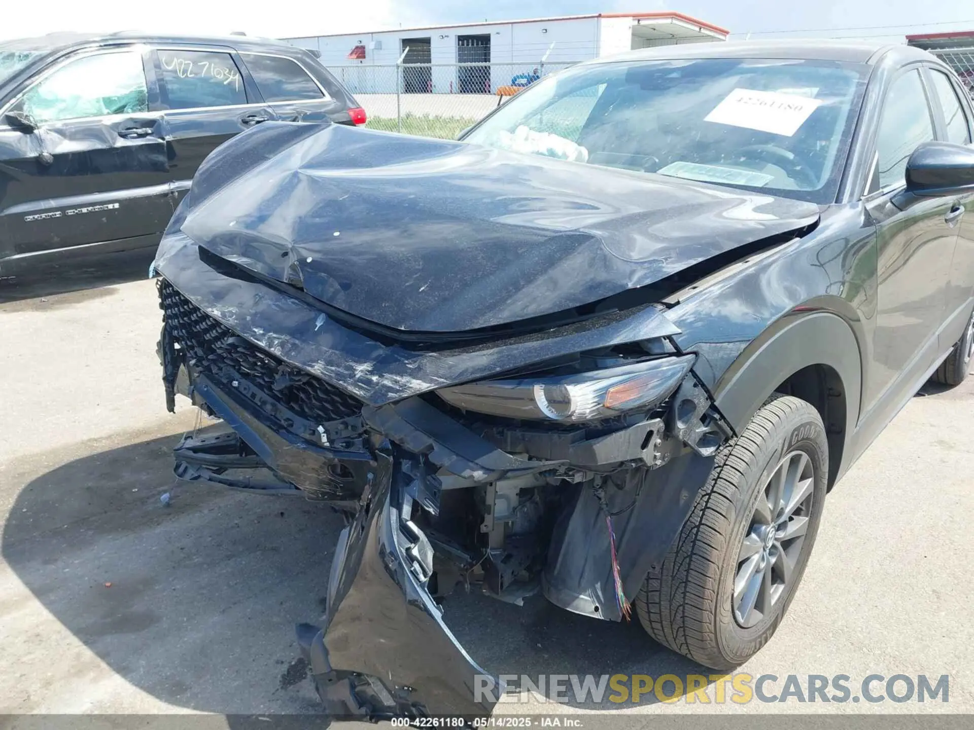6 Photograph of a damaged car 3MVDMBAL0MM254030 MAZDA CX-30 2021