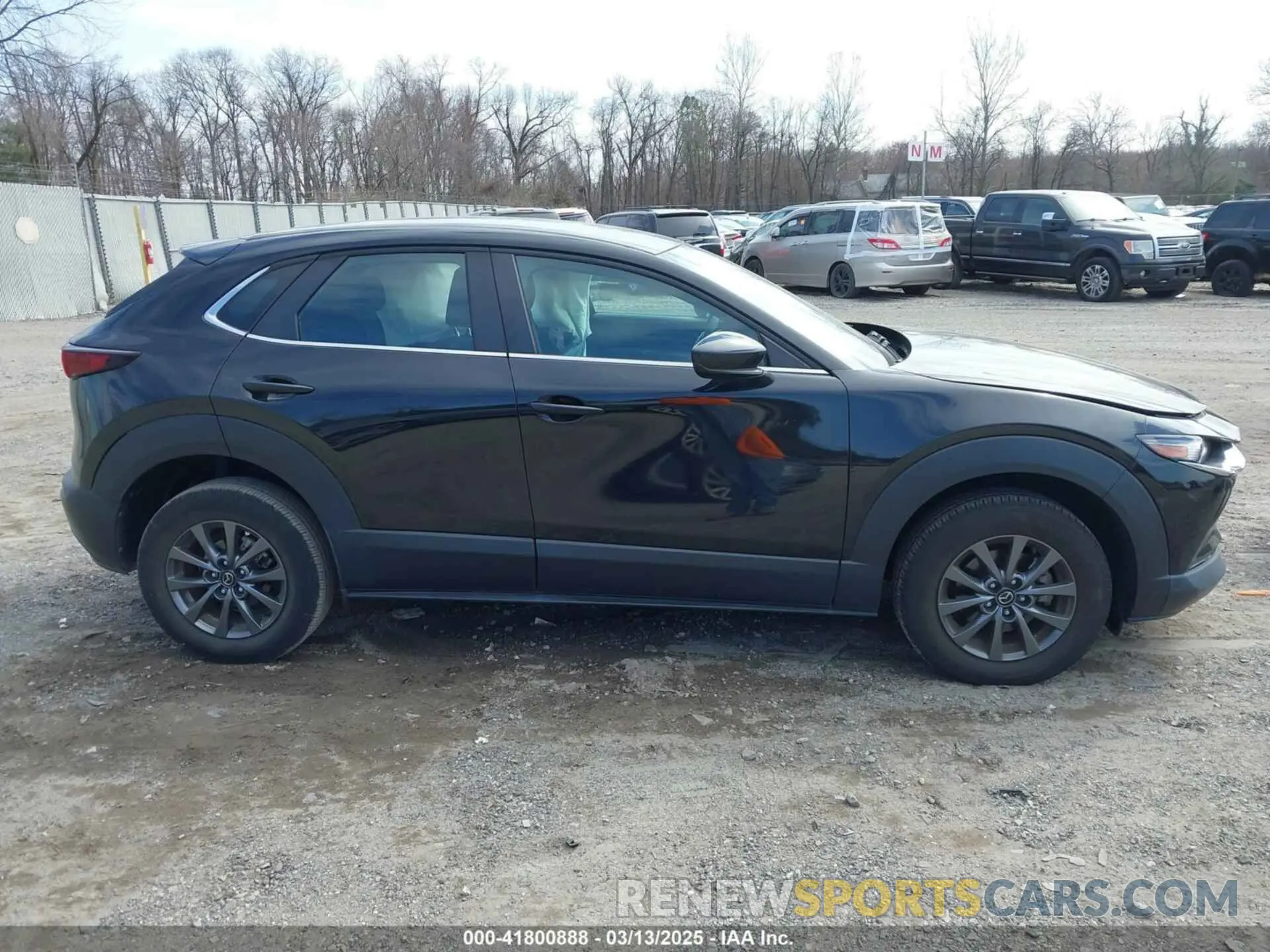 13 Photograph of a damaged car 3MVDMBAL5MM214185 MAZDA CX-30 2021