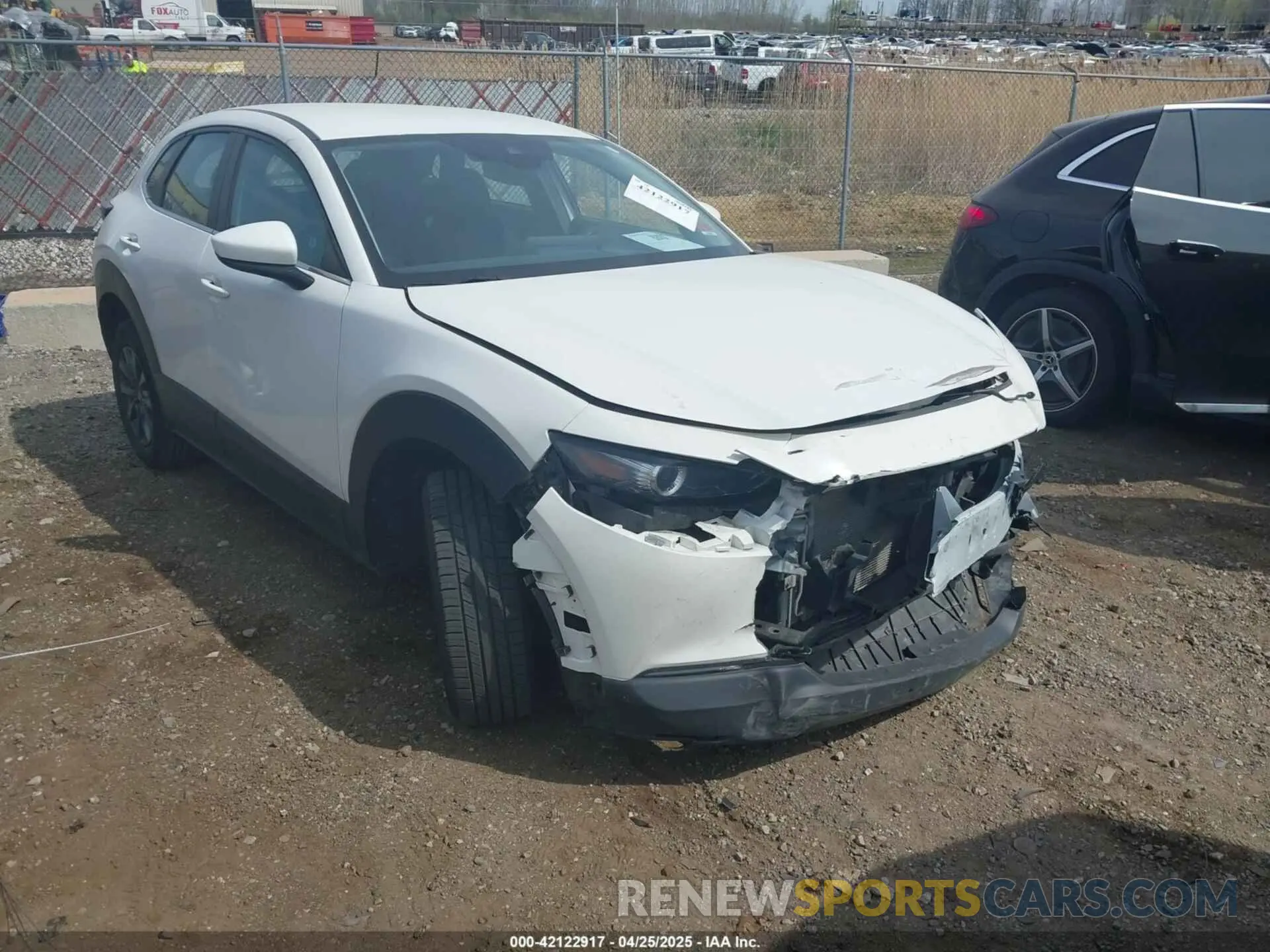 1 Photograph of a damaged car 3MVDMBAL6MM206130 MAZDA CX-30 2021